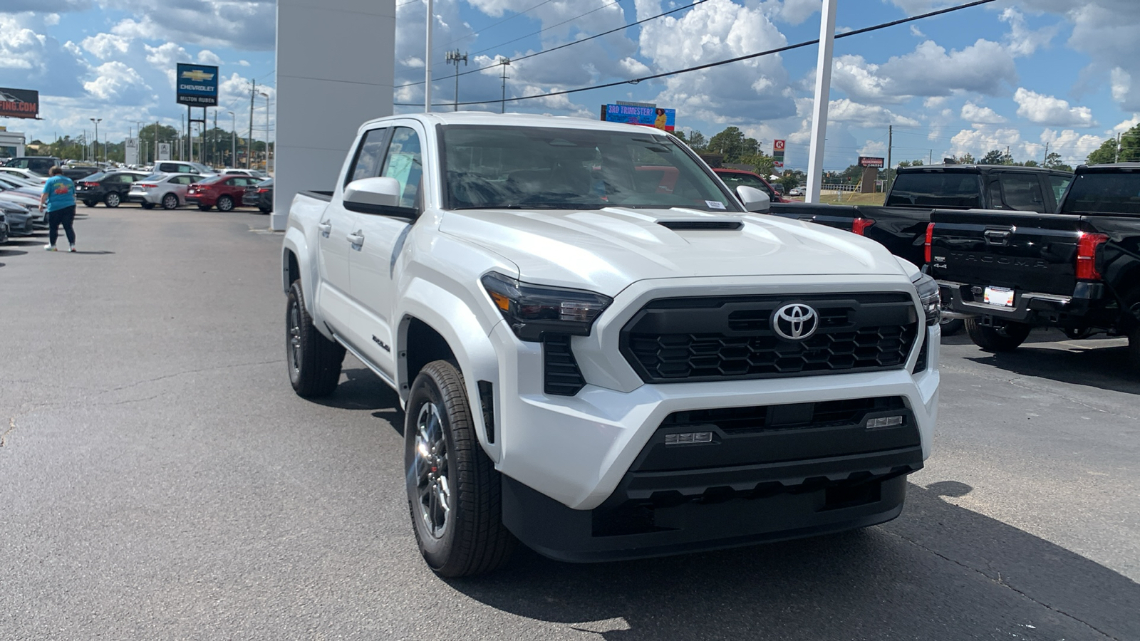 2024 Toyota Tacoma TRD Sport 2