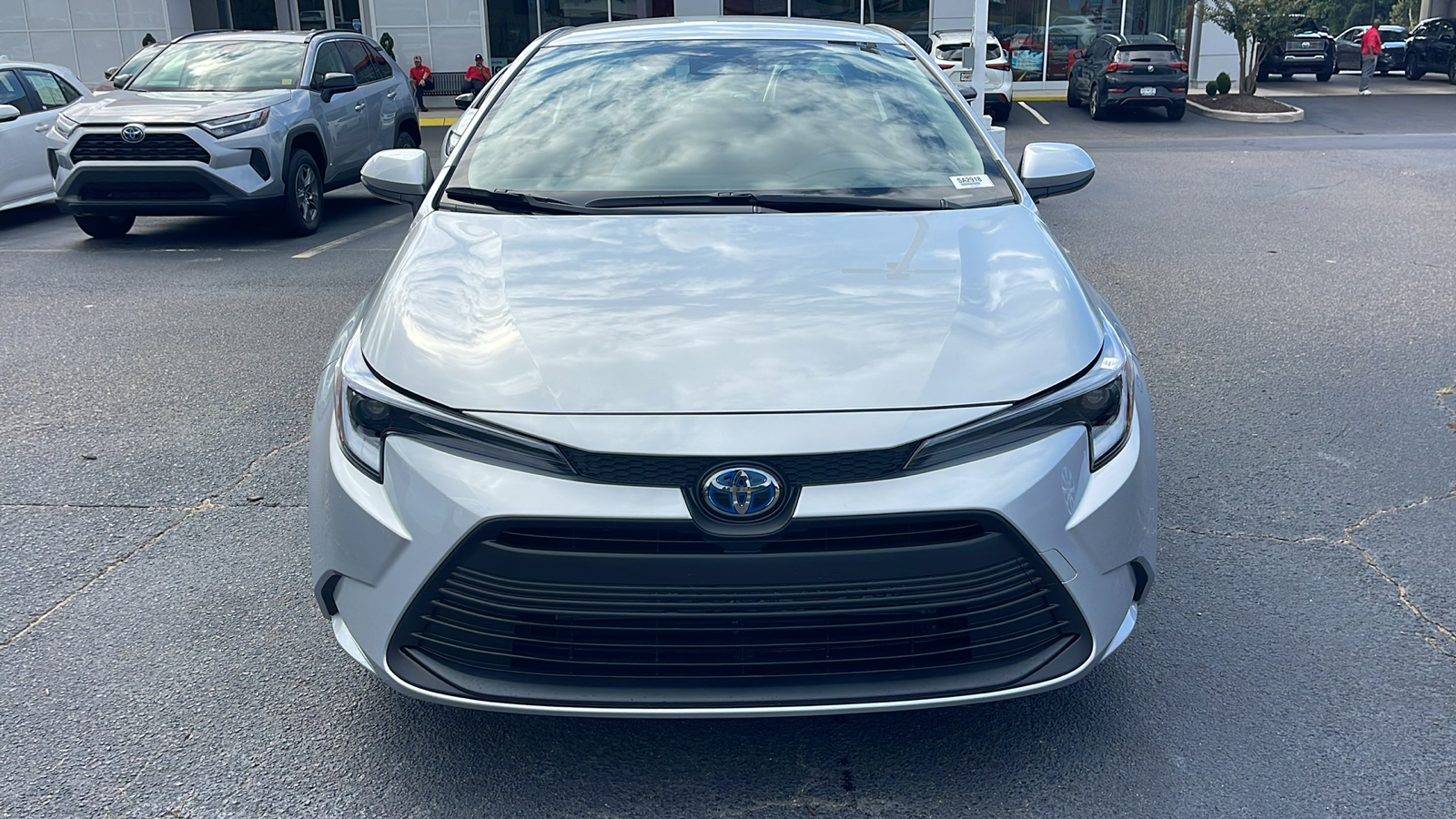 2024 Toyota Corolla Hybrid LE 3