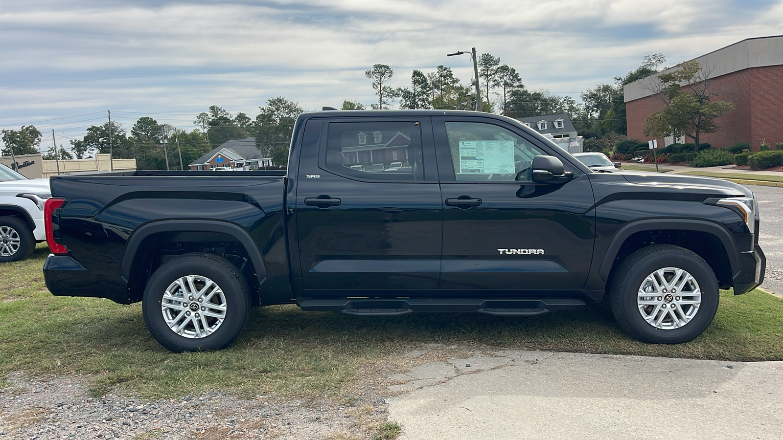 2024 Toyota Tundra SR5 9