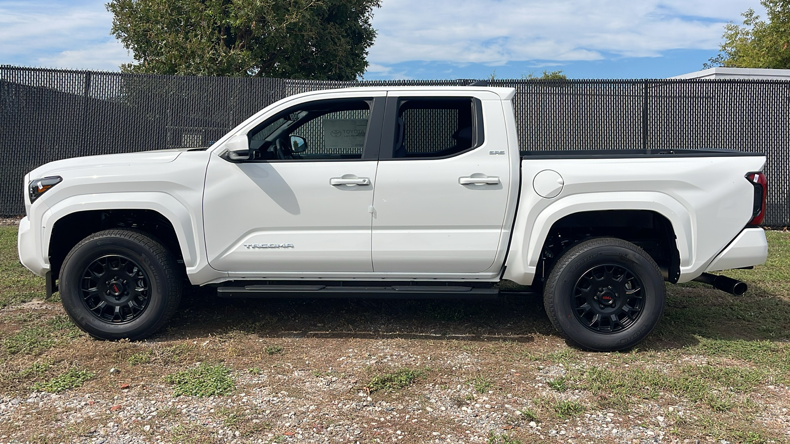 2024 Toyota Tacoma SR5 5