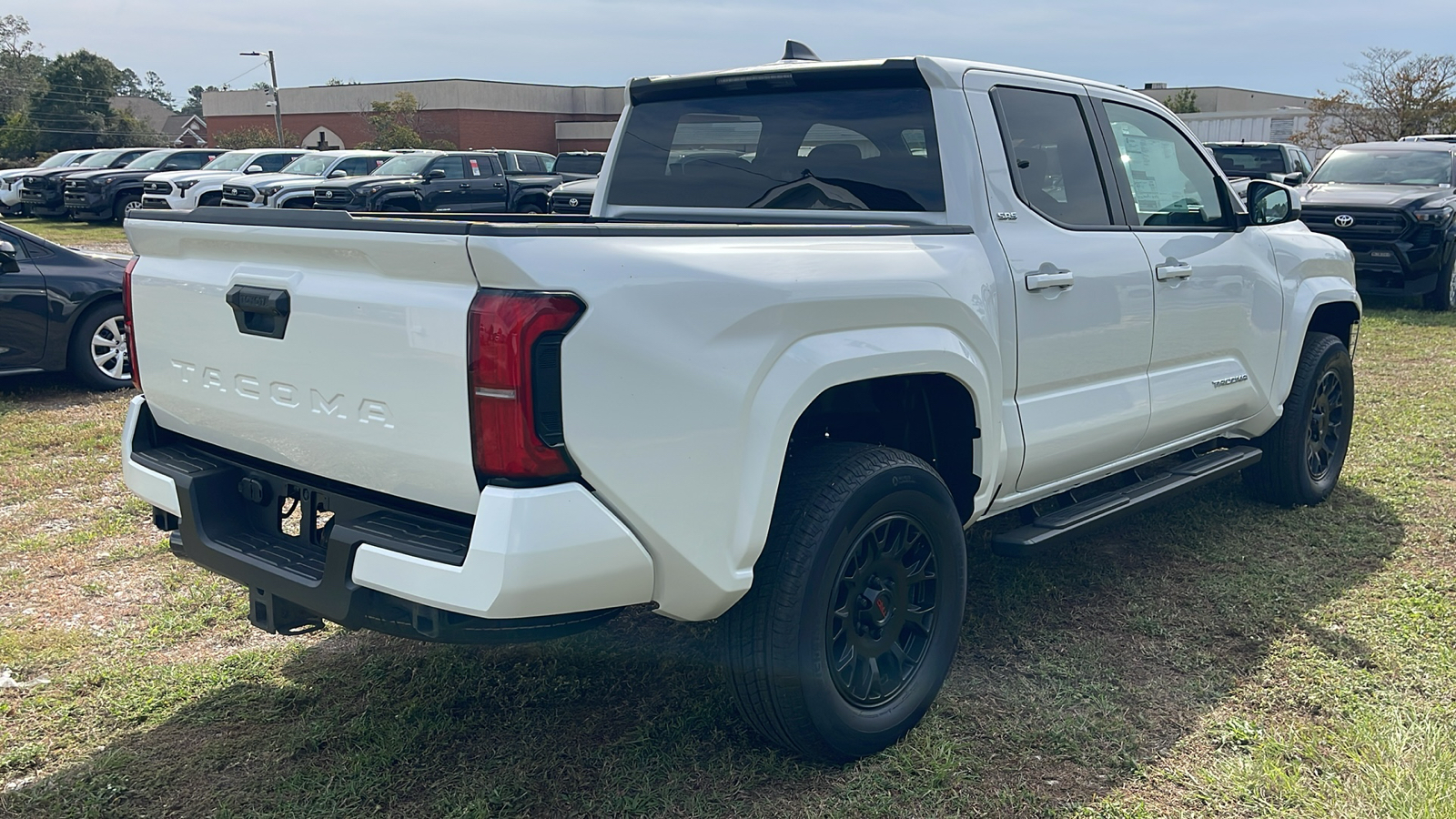 2024 Toyota Tacoma SR5 8