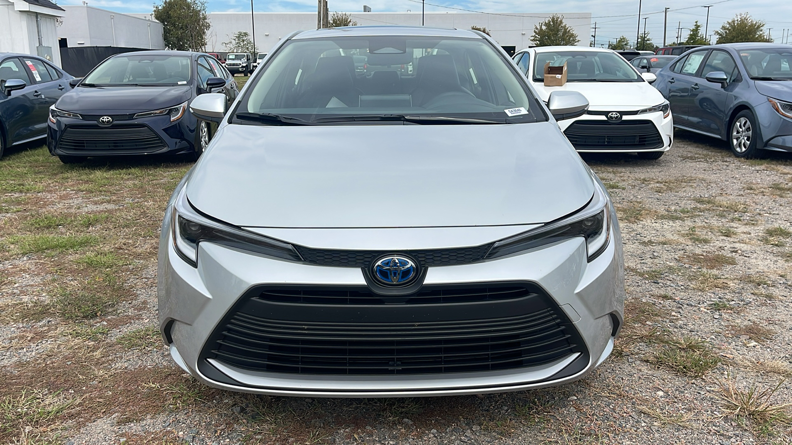 2024 Toyota Corolla Hybrid XLE 3