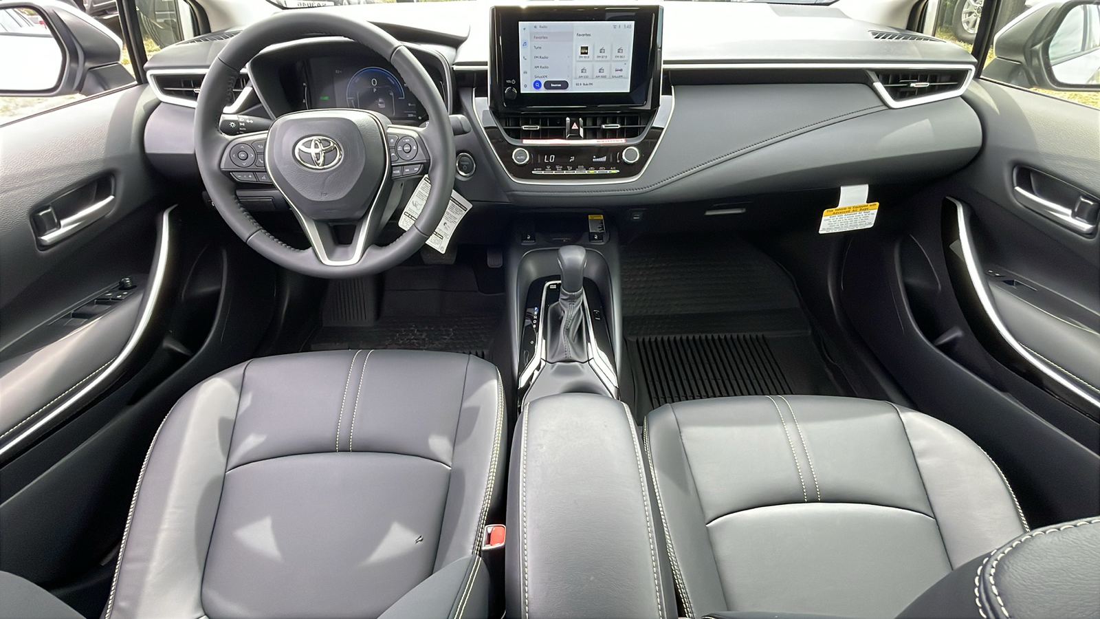 2024 Toyota Corolla Hybrid XLE 13