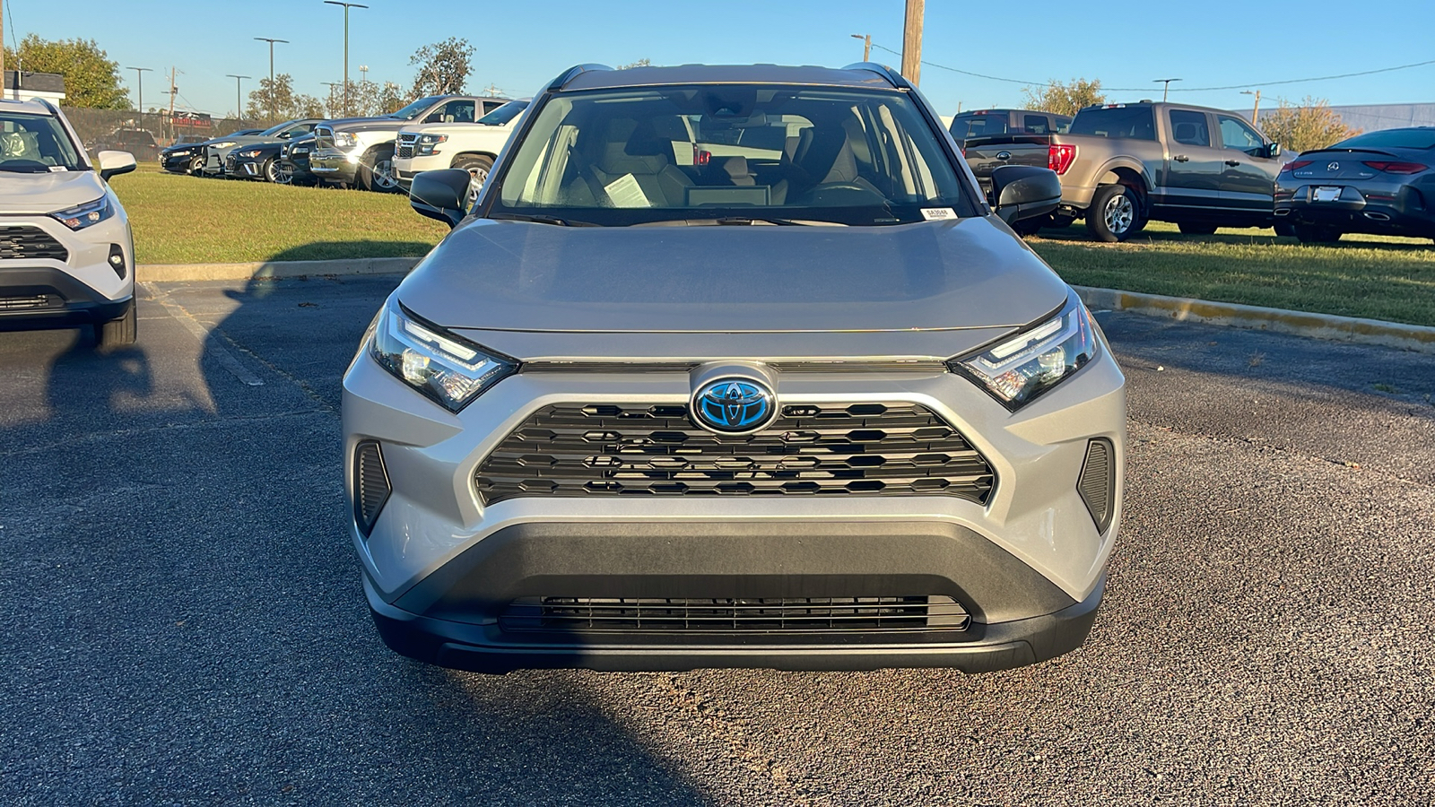 2024 Toyota RAV4 Hybrid LE 3