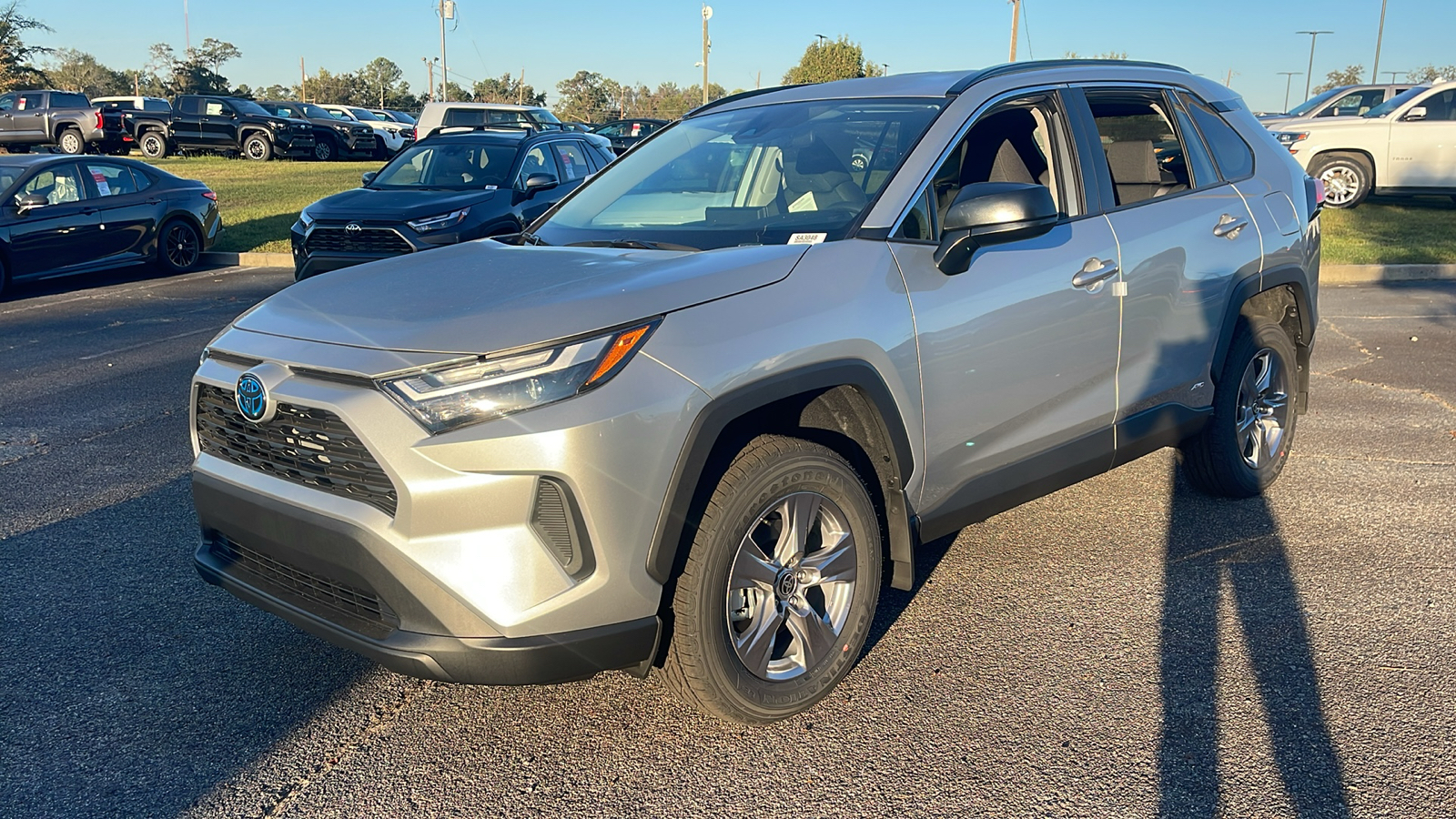 2024 Toyota RAV4 Hybrid LE 4