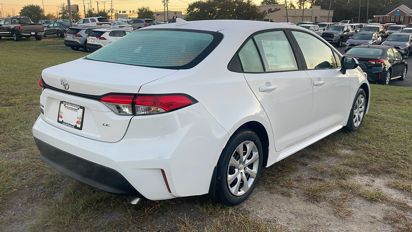 2024 Toyota Corolla LE 8