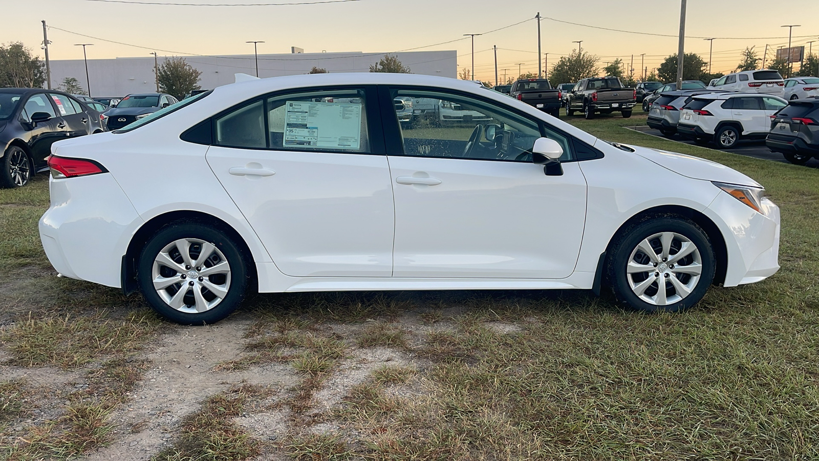 2024 Toyota Corolla LE 9