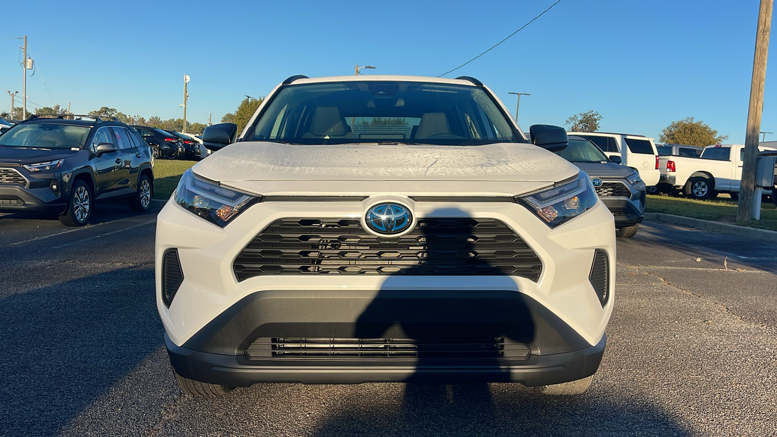 2024 Toyota RAV4 Hybrid LE 3