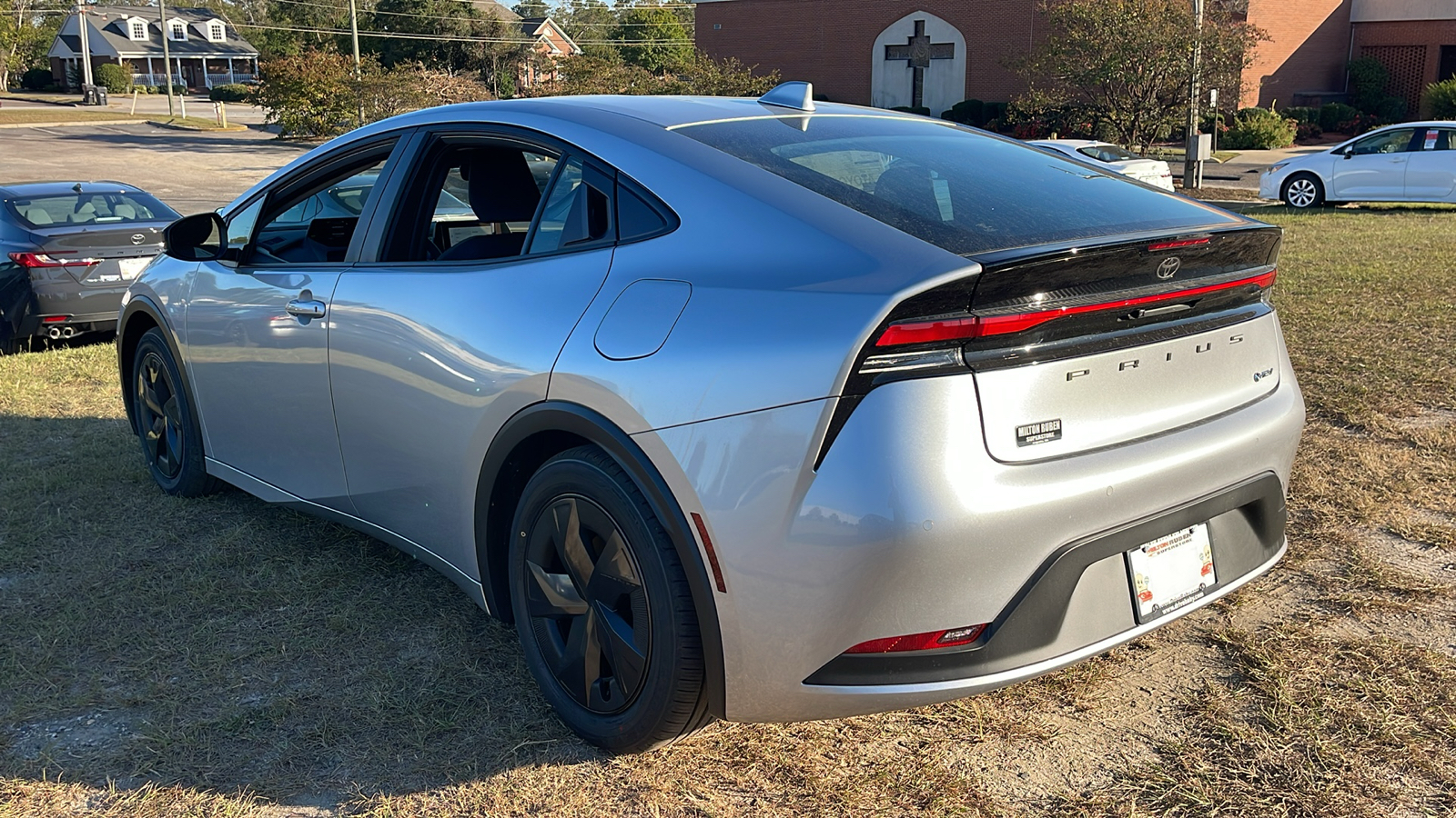 2024 Toyota Prius LE 6