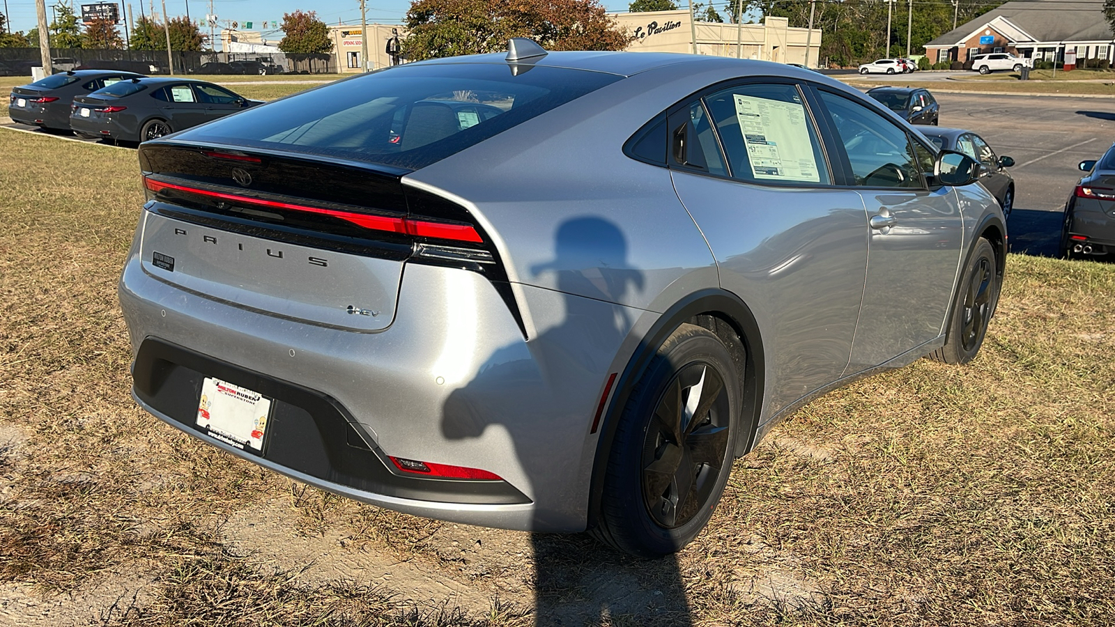 2024 Toyota Prius LE 8