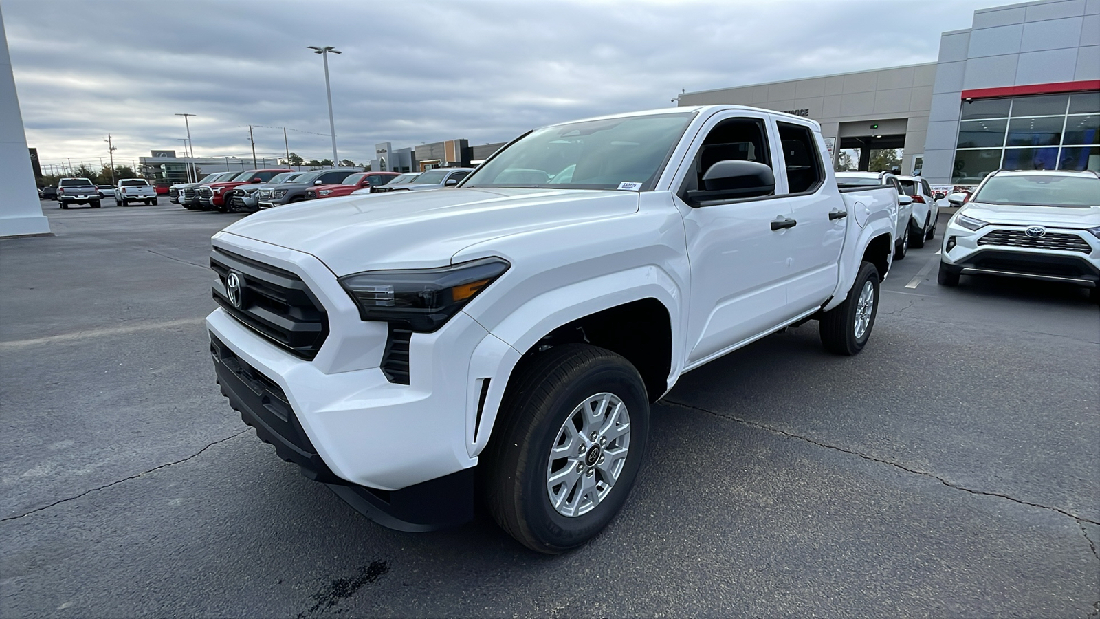 2024 Toyota Tacoma SR 4