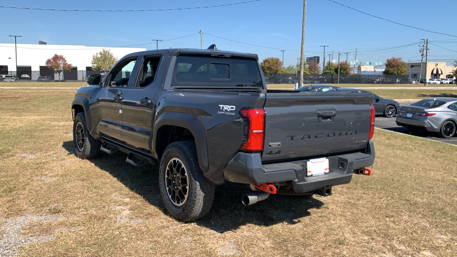 2024 Toyota Tacoma Hybrid TRD Off Road 6