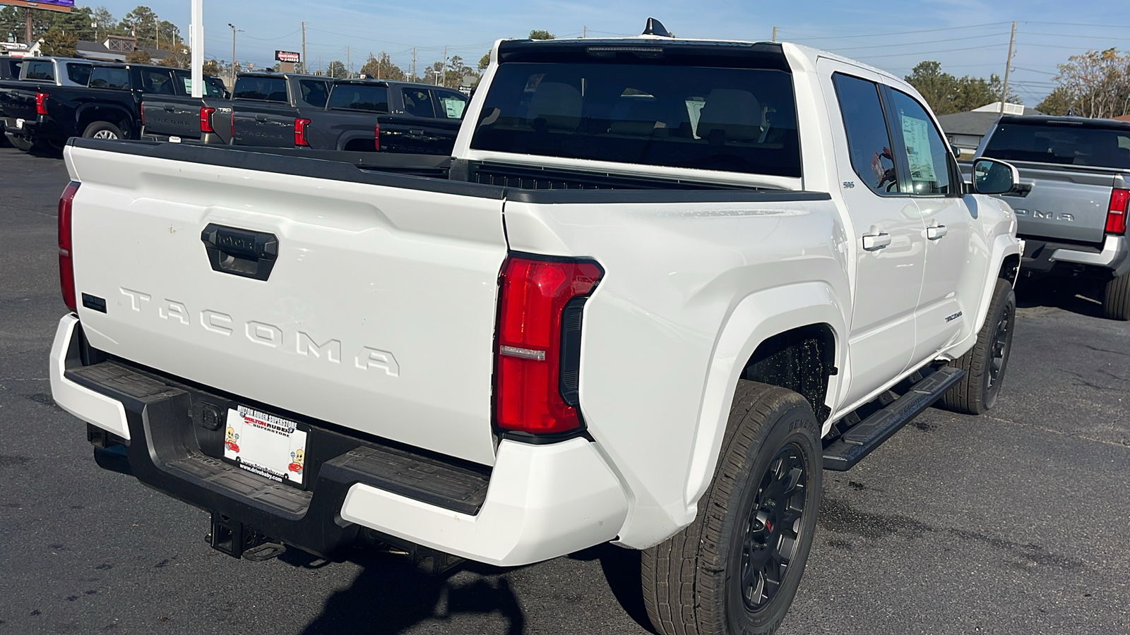 2024 Toyota Tacoma SR5 8