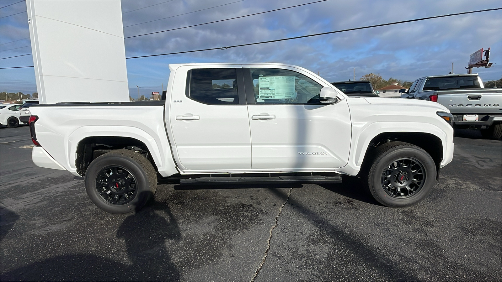 2024 Toyota Tacoma SR5 9