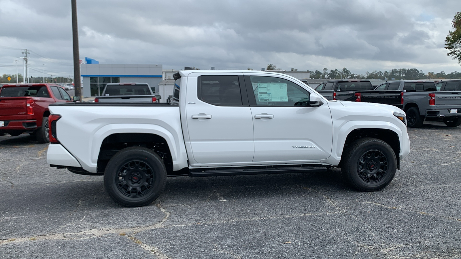 2024 Toyota Tacoma SR5 9