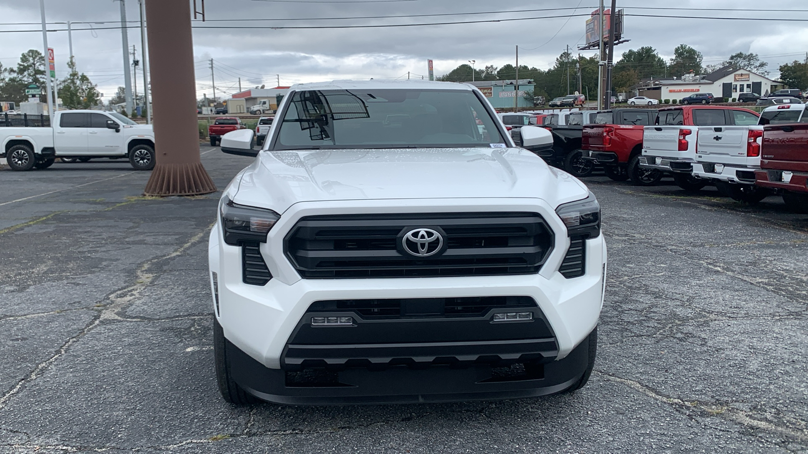 2024 Toyota Tacoma SR5 3