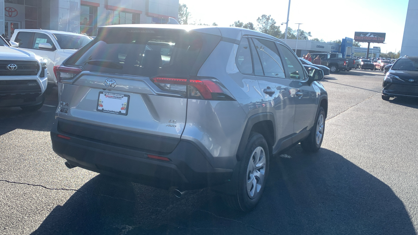 2024 Toyota RAV4 LE 8