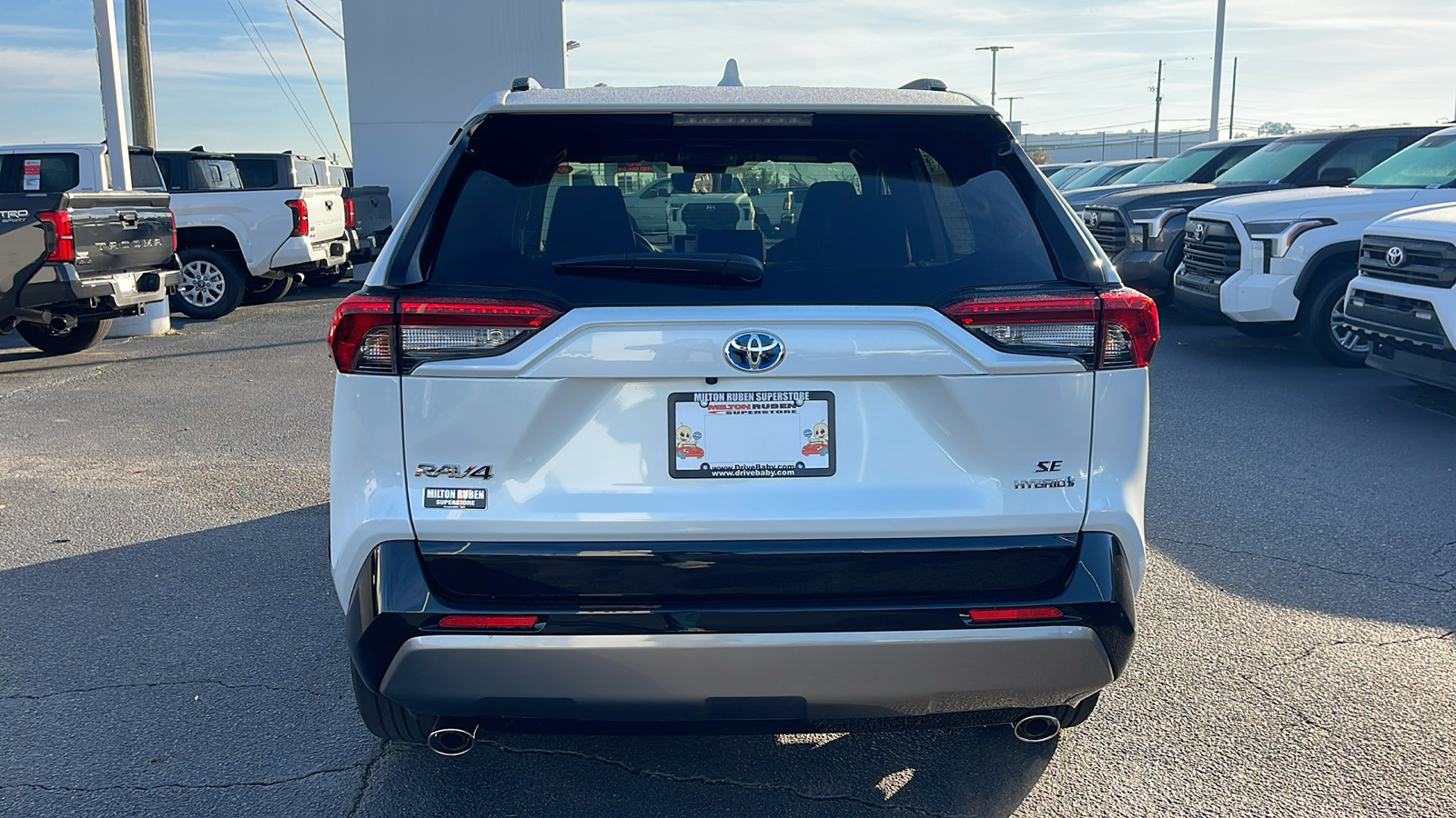 2024 Toyota RAV4 Hybrid SE 7