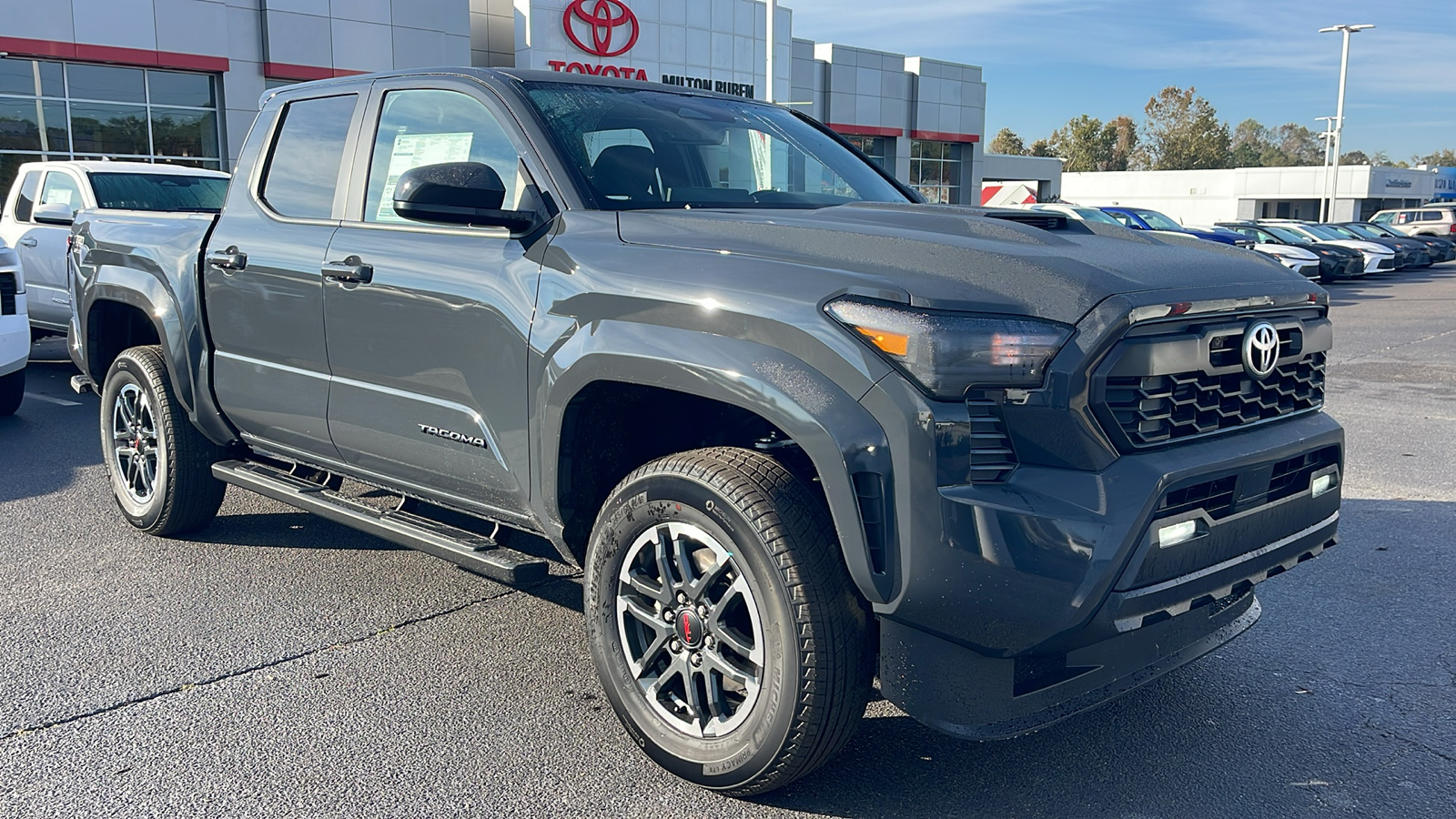 2024 Toyota Tacoma TRD Sport 2