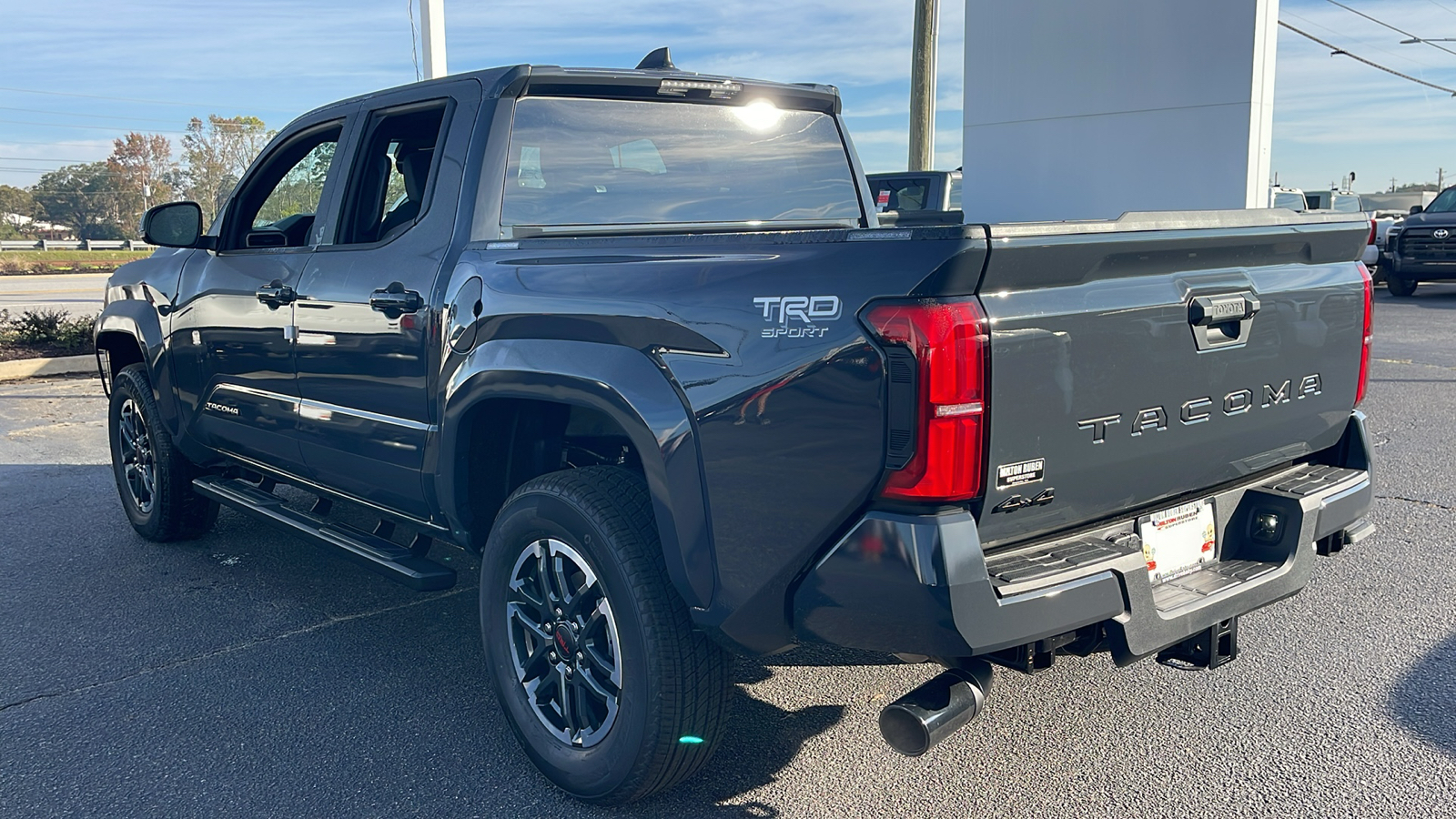 2024 Toyota Tacoma TRD Sport 6