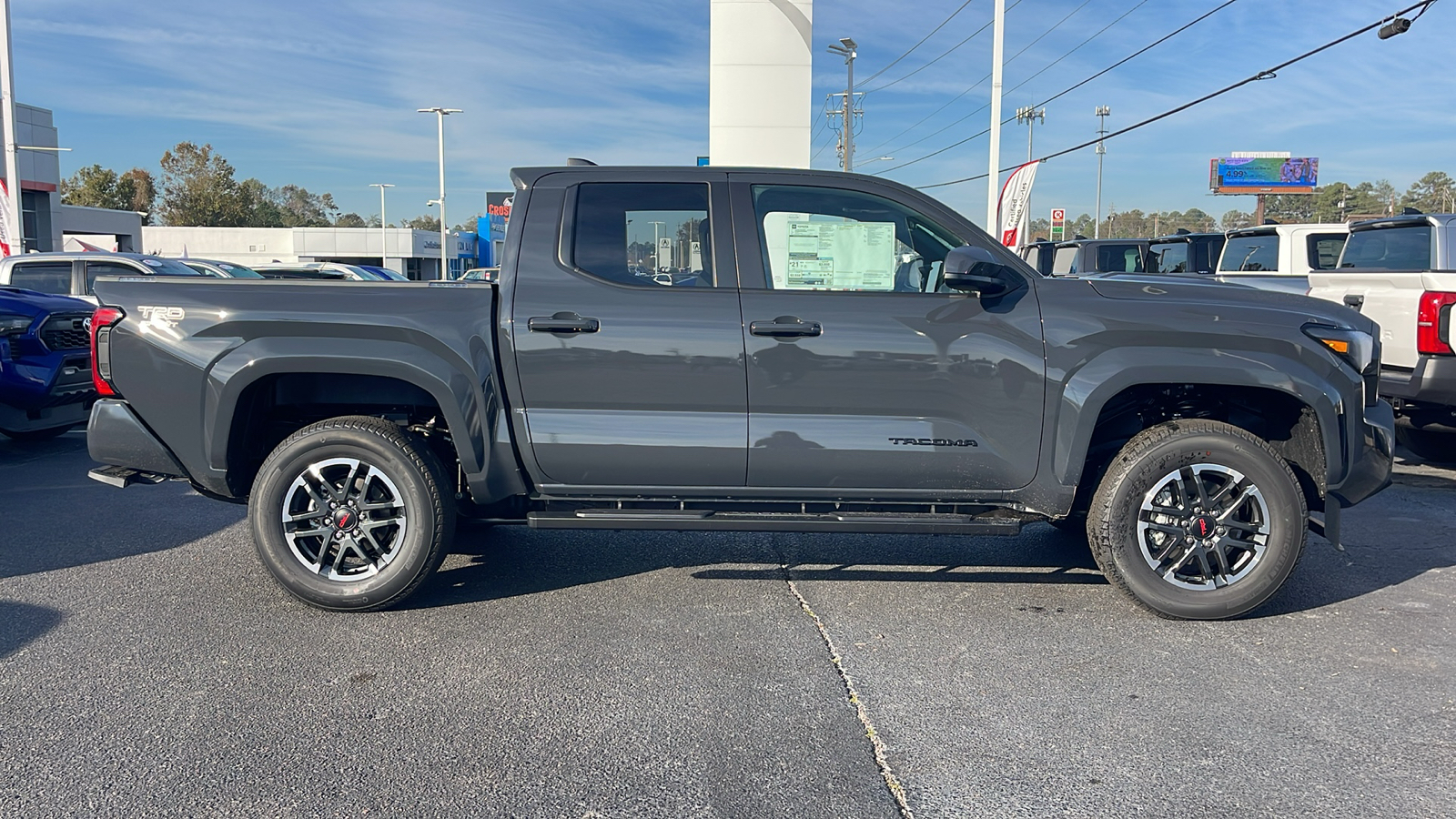 2024 Toyota Tacoma TRD Sport 9