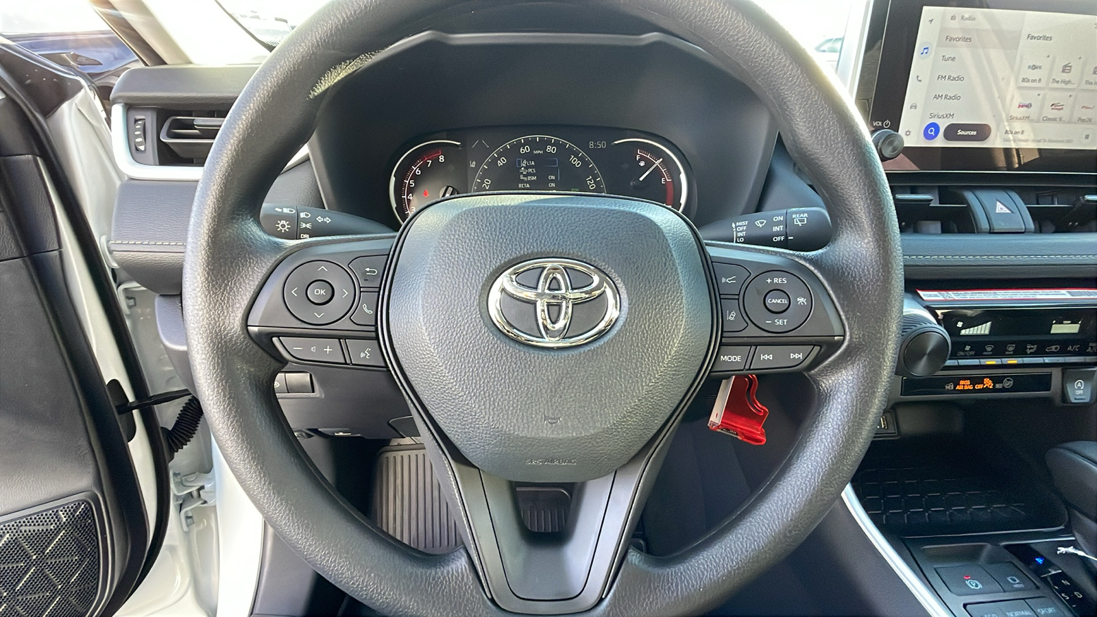 2024 Toyota RAV4 LE 21