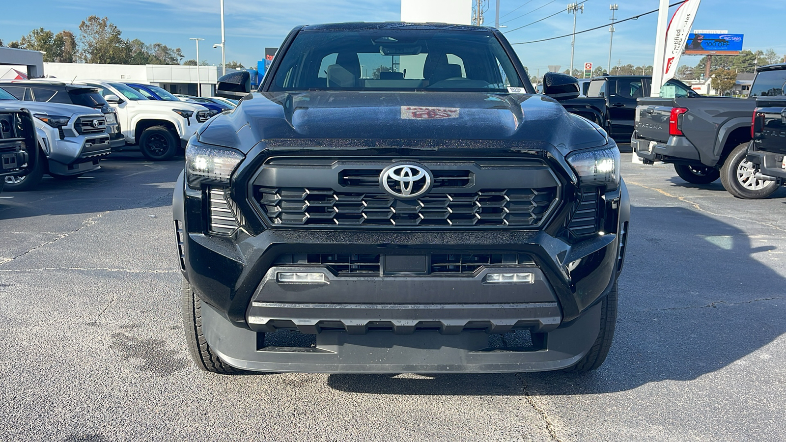 2024 Toyota Tacoma Hybrid TRD Off Road 3