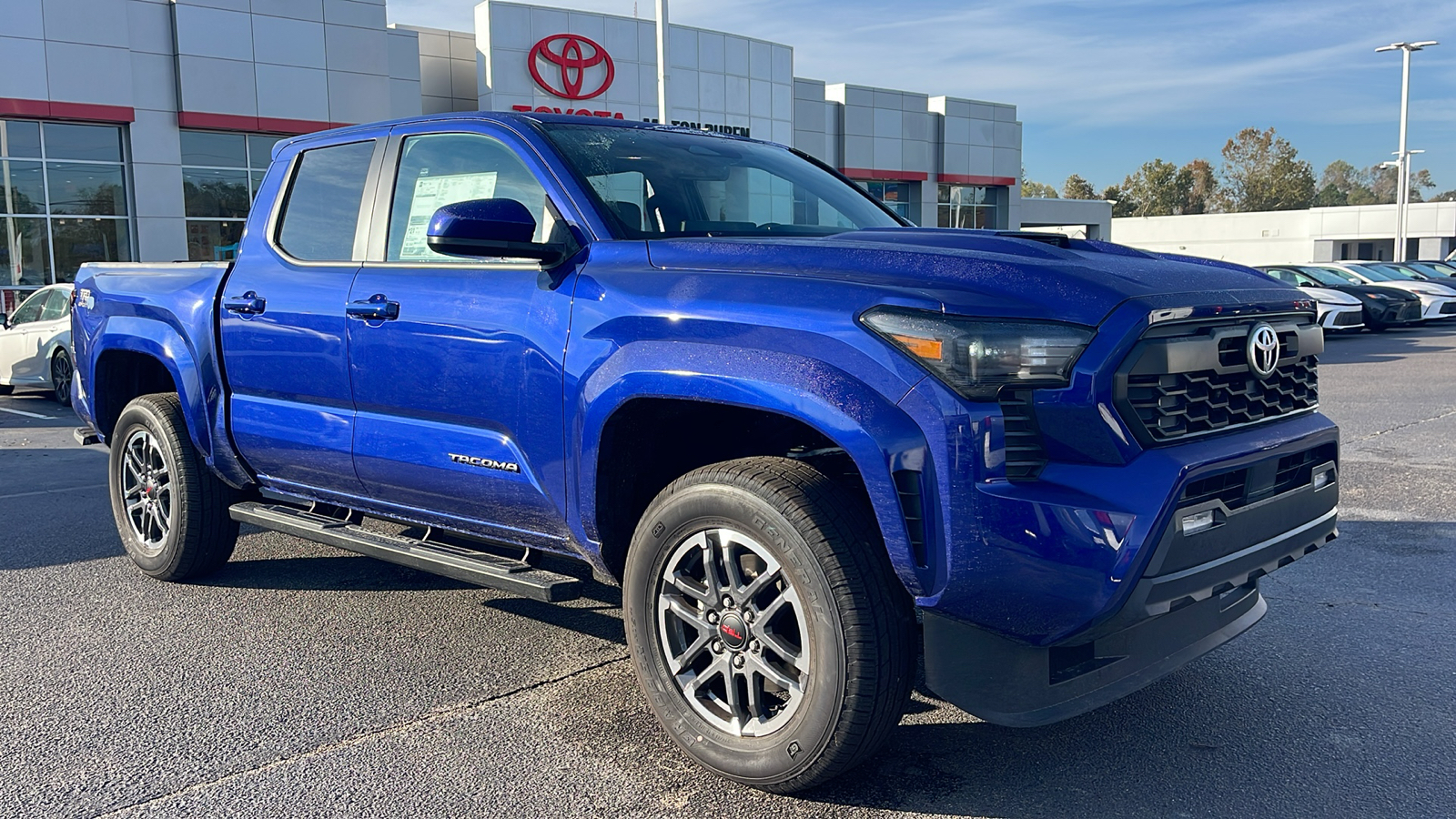 2024 Toyota Tacoma TRD Sport 2