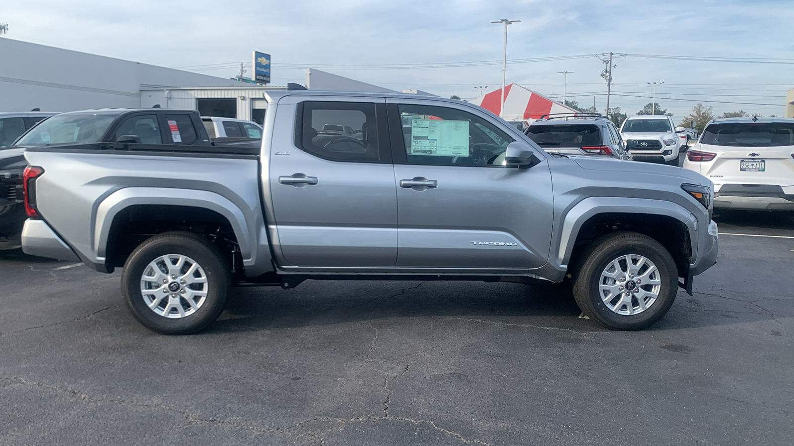 2024 Toyota Tacoma SR5 9