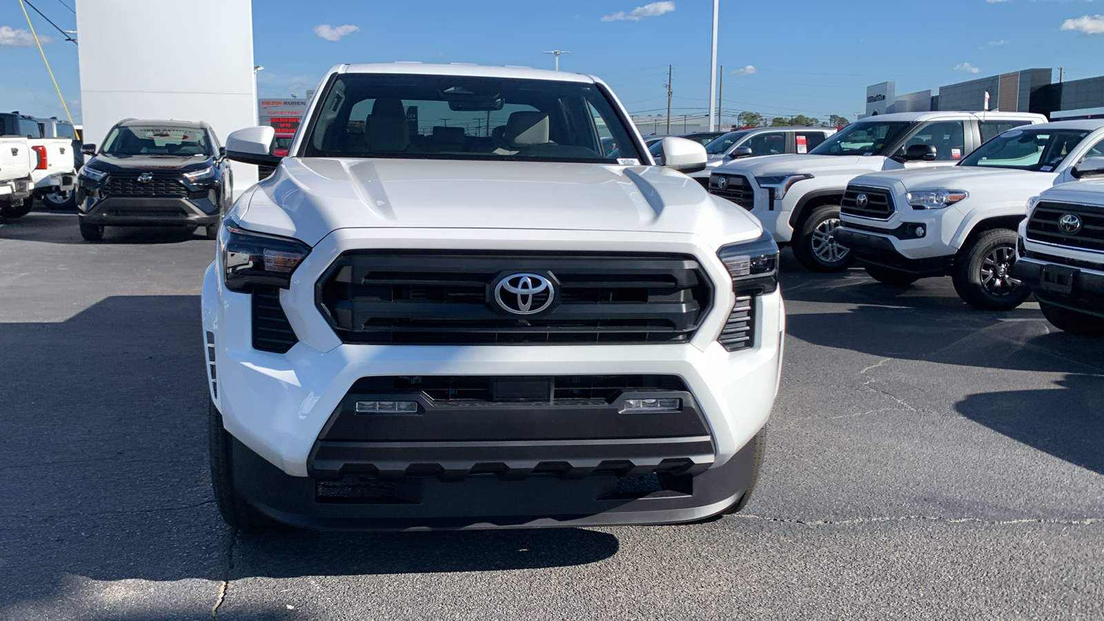 2024 Toyota Tacoma SR5 3