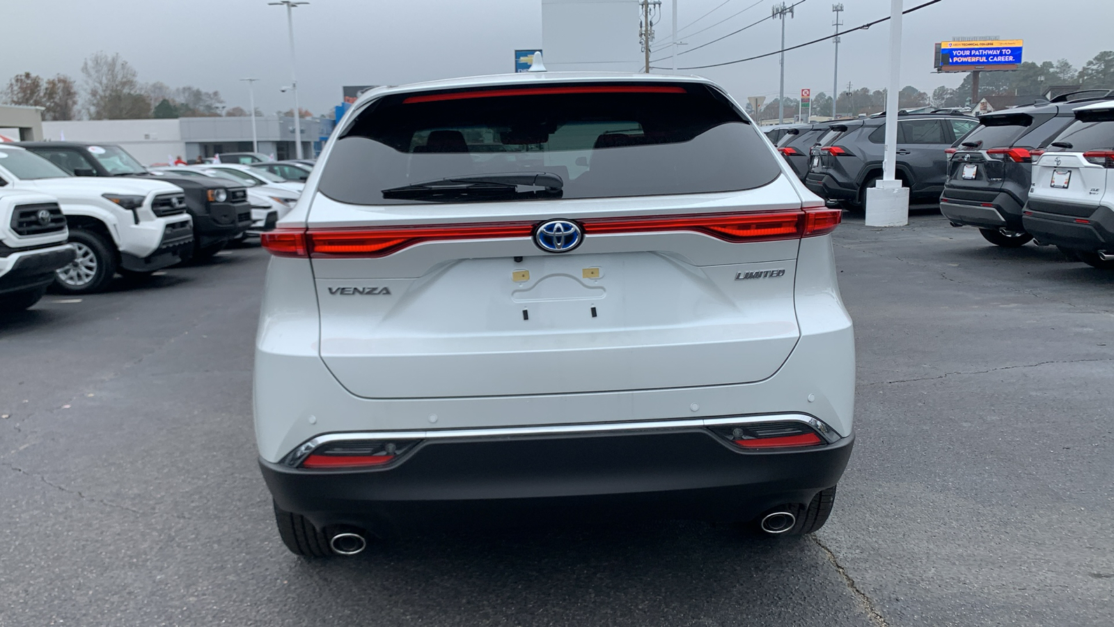 2024 Toyota Venza Limited 7