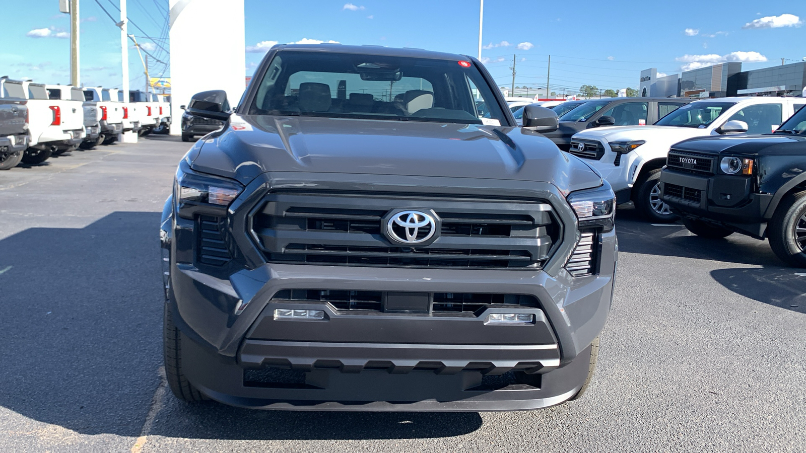 2024 Toyota Tacoma SR5 3