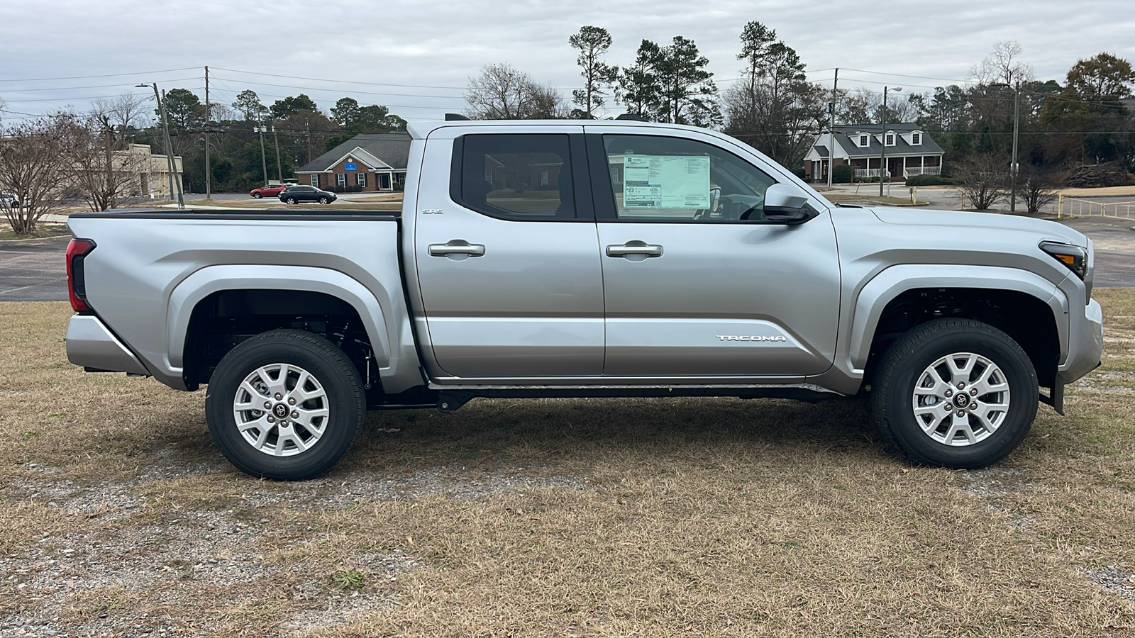 2024 Toyota Tacoma SR5 10