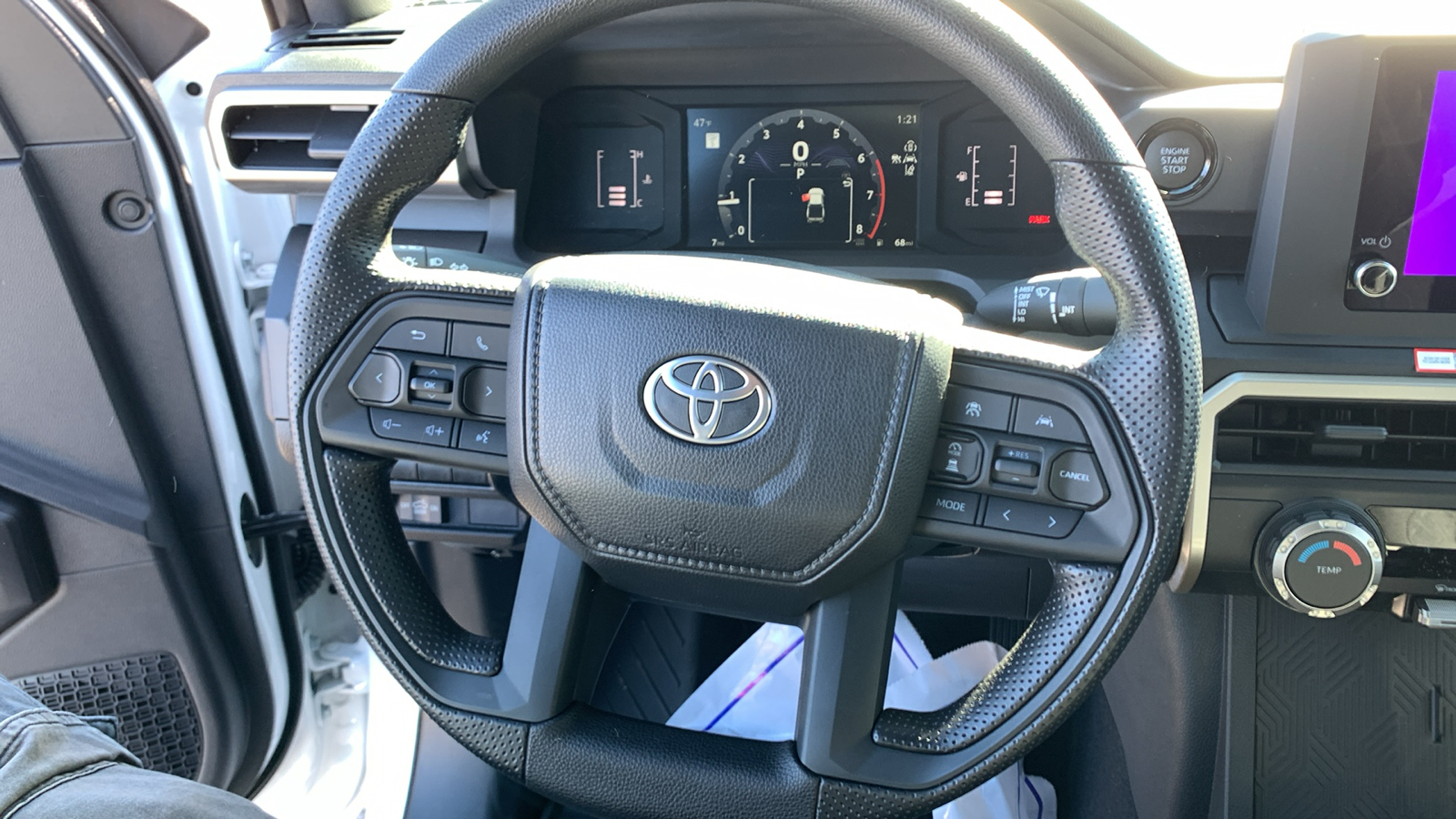 2024 Toyota Tacoma SR 19