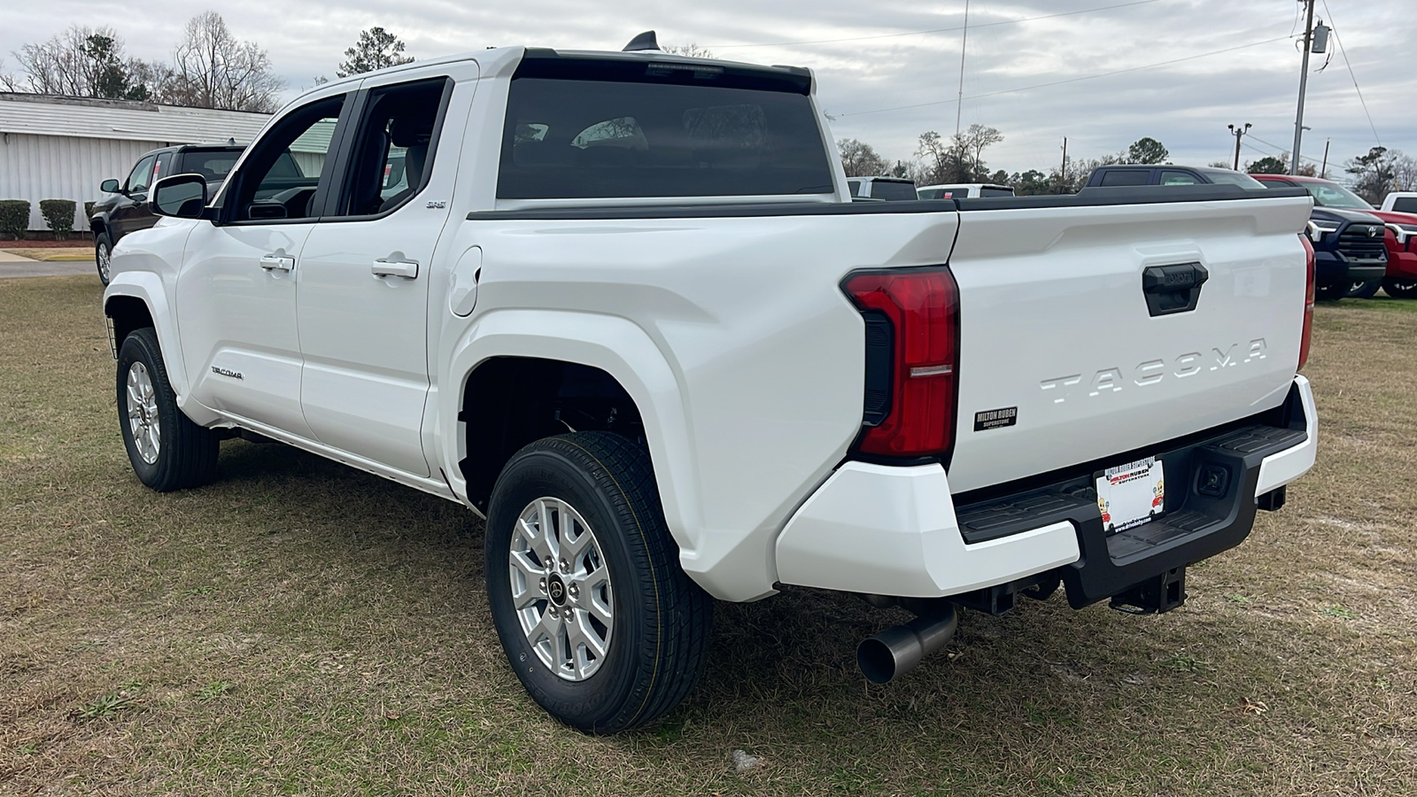 2024 Toyota Tacoma SR5 6