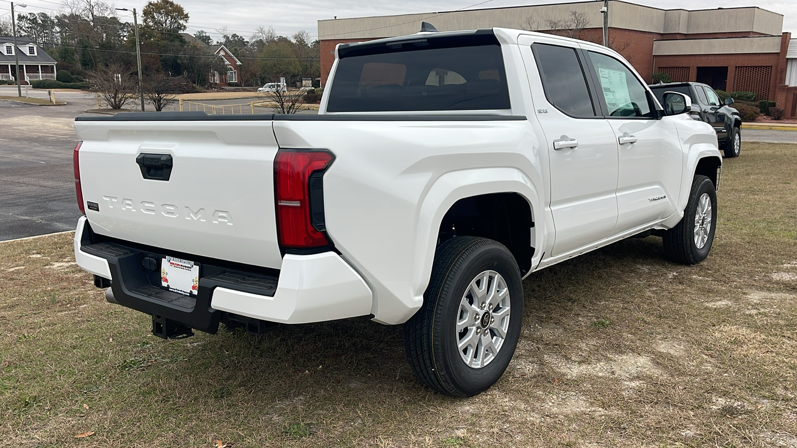 2024 Toyota Tacoma SR5 8