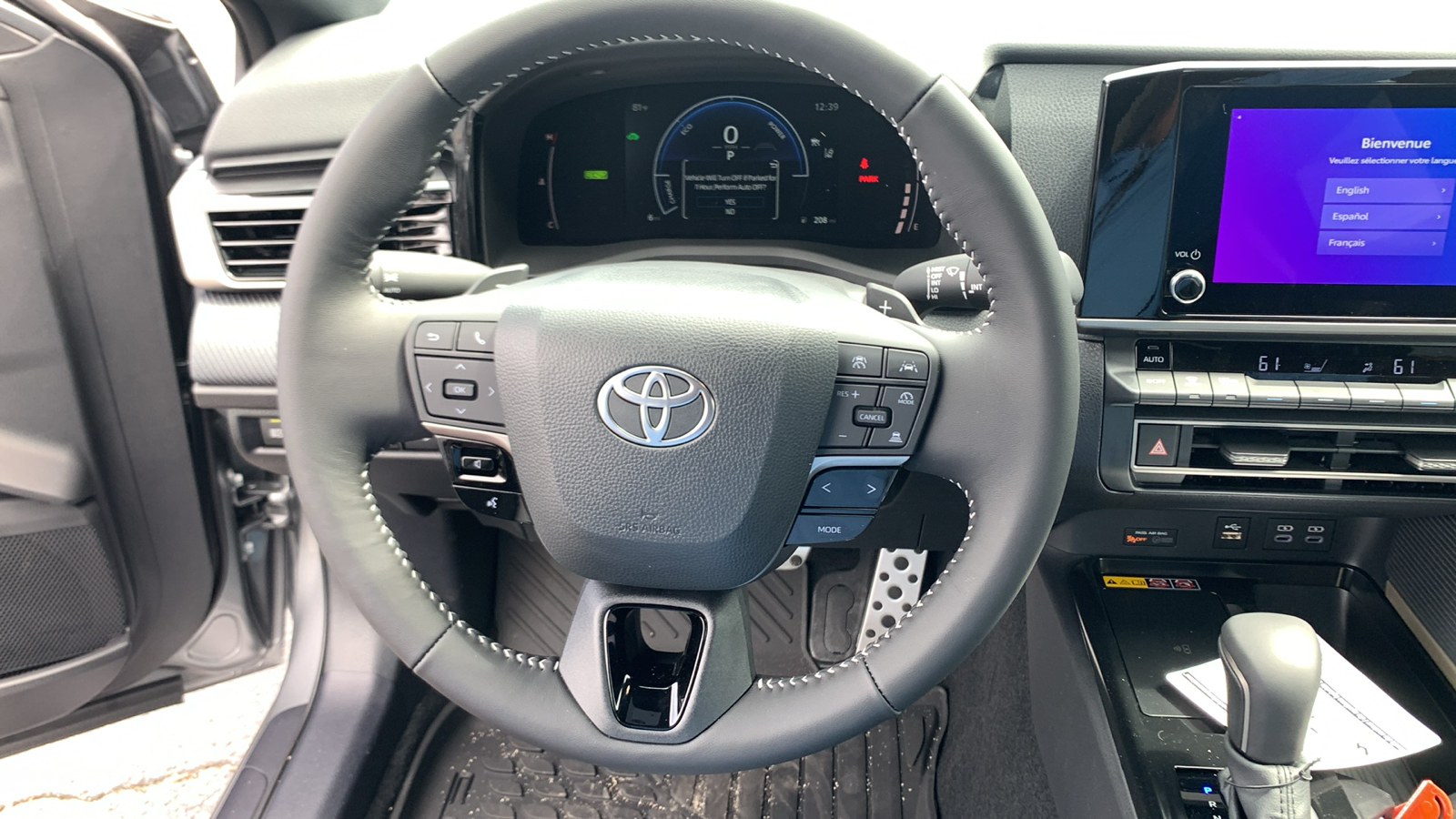 2025 Toyota Camry SE 20