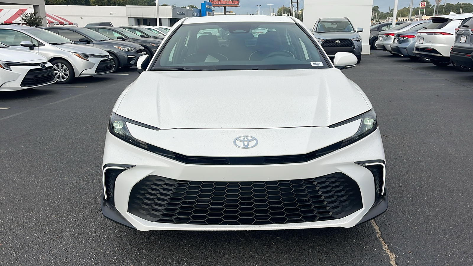 2025 Toyota Camry SE 3