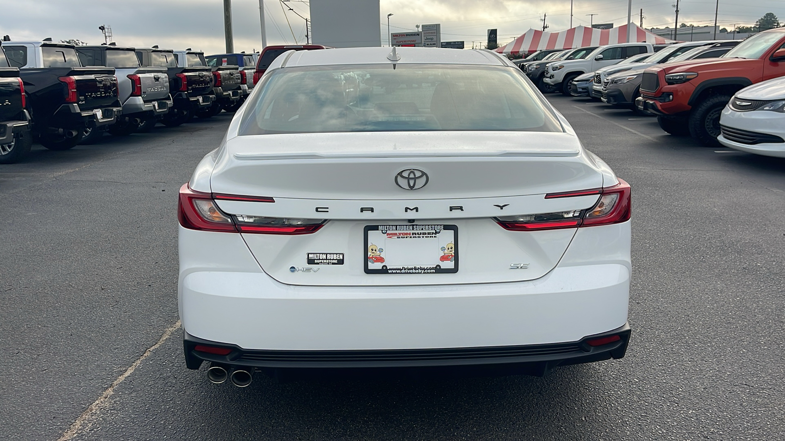 2025 Toyota Camry SE 7