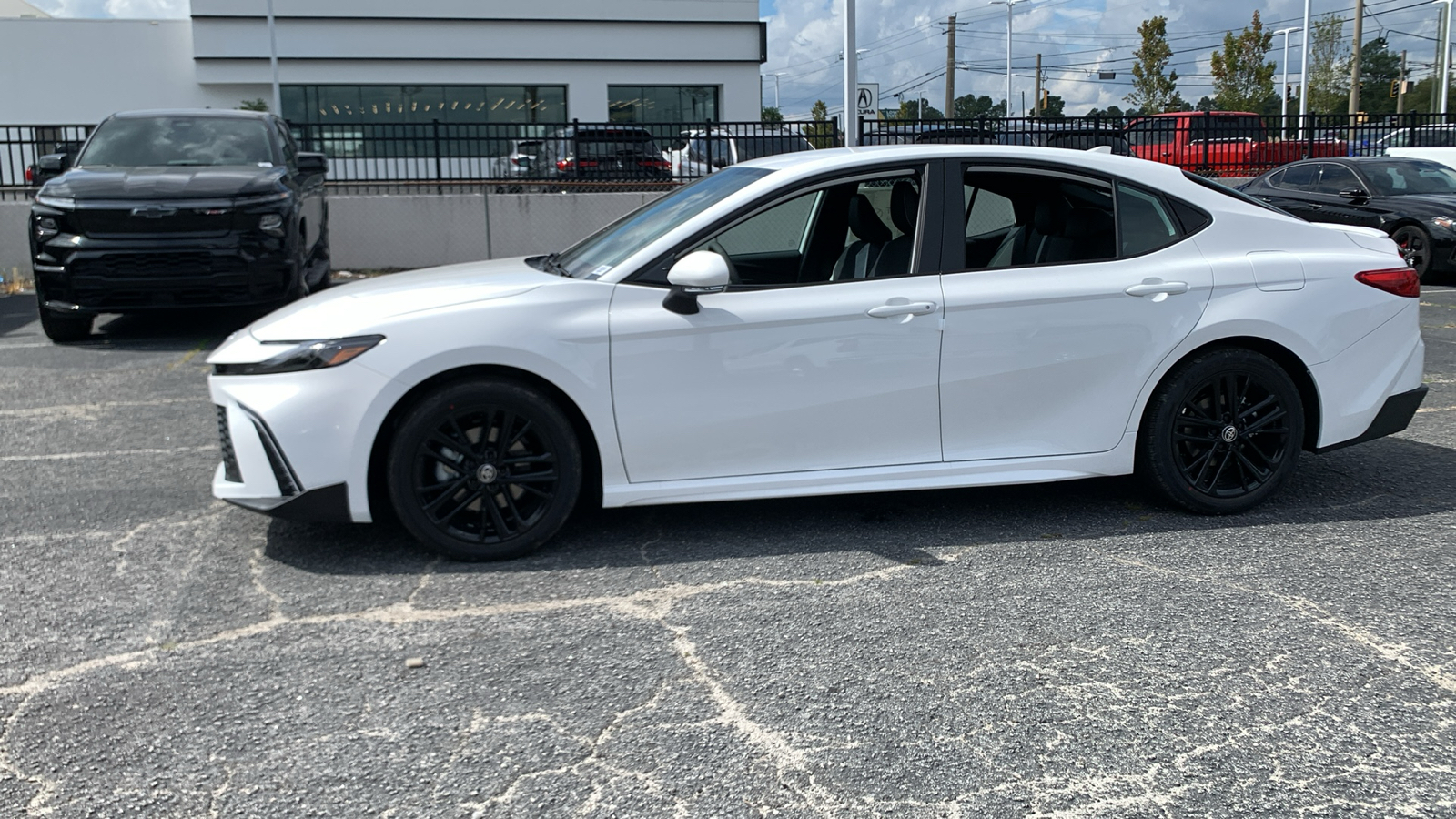 2025 Toyota Camry SE 5