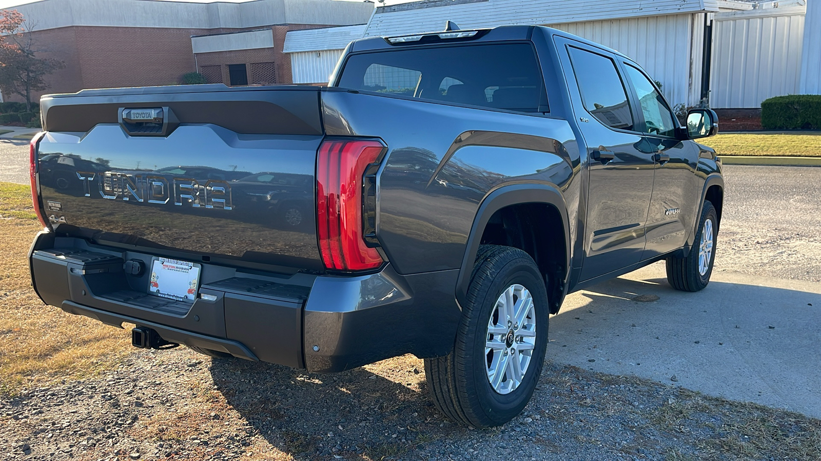 2025 Toyota Tundra SR5 8