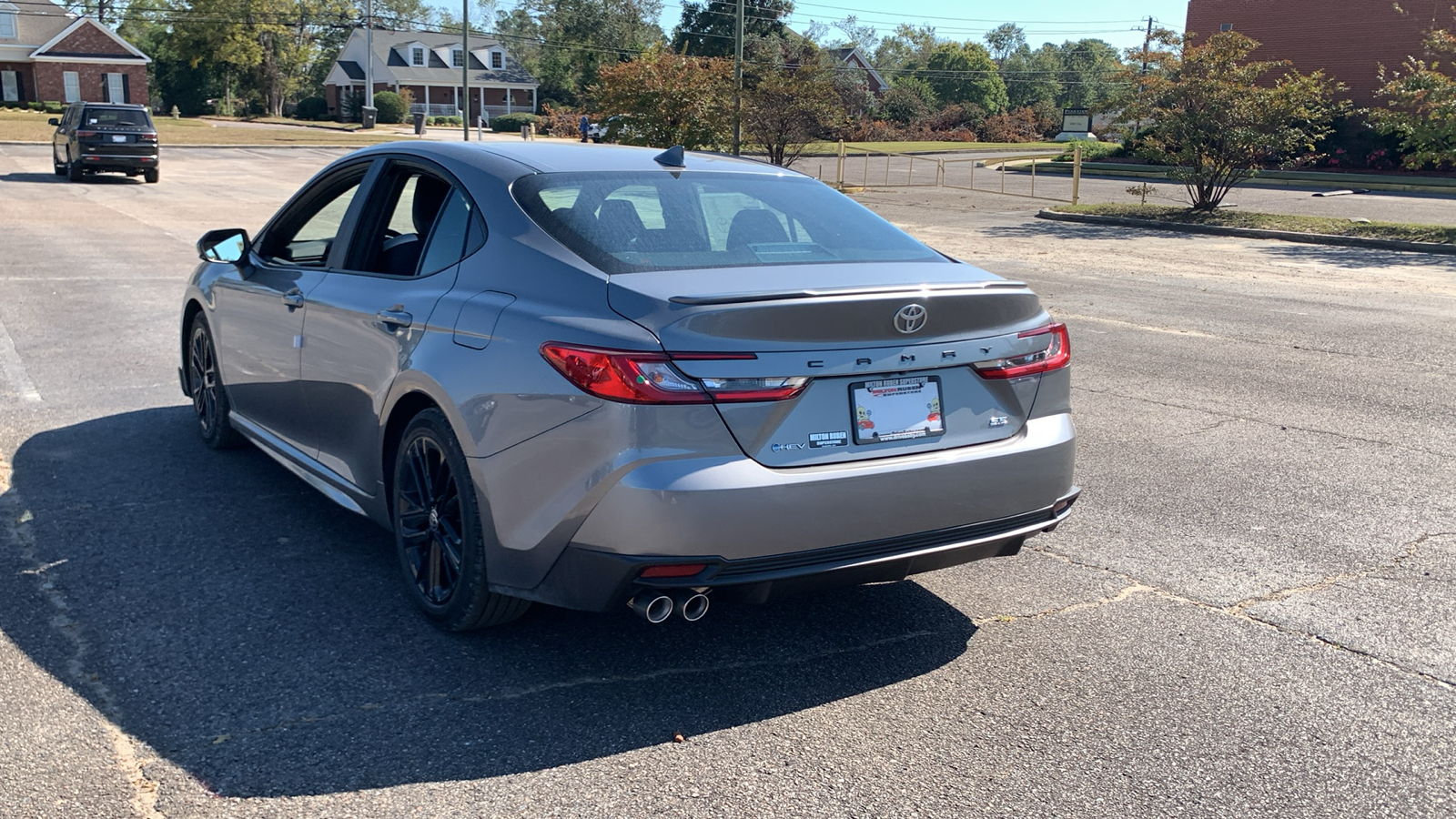 2025 Toyota Camry SE 6