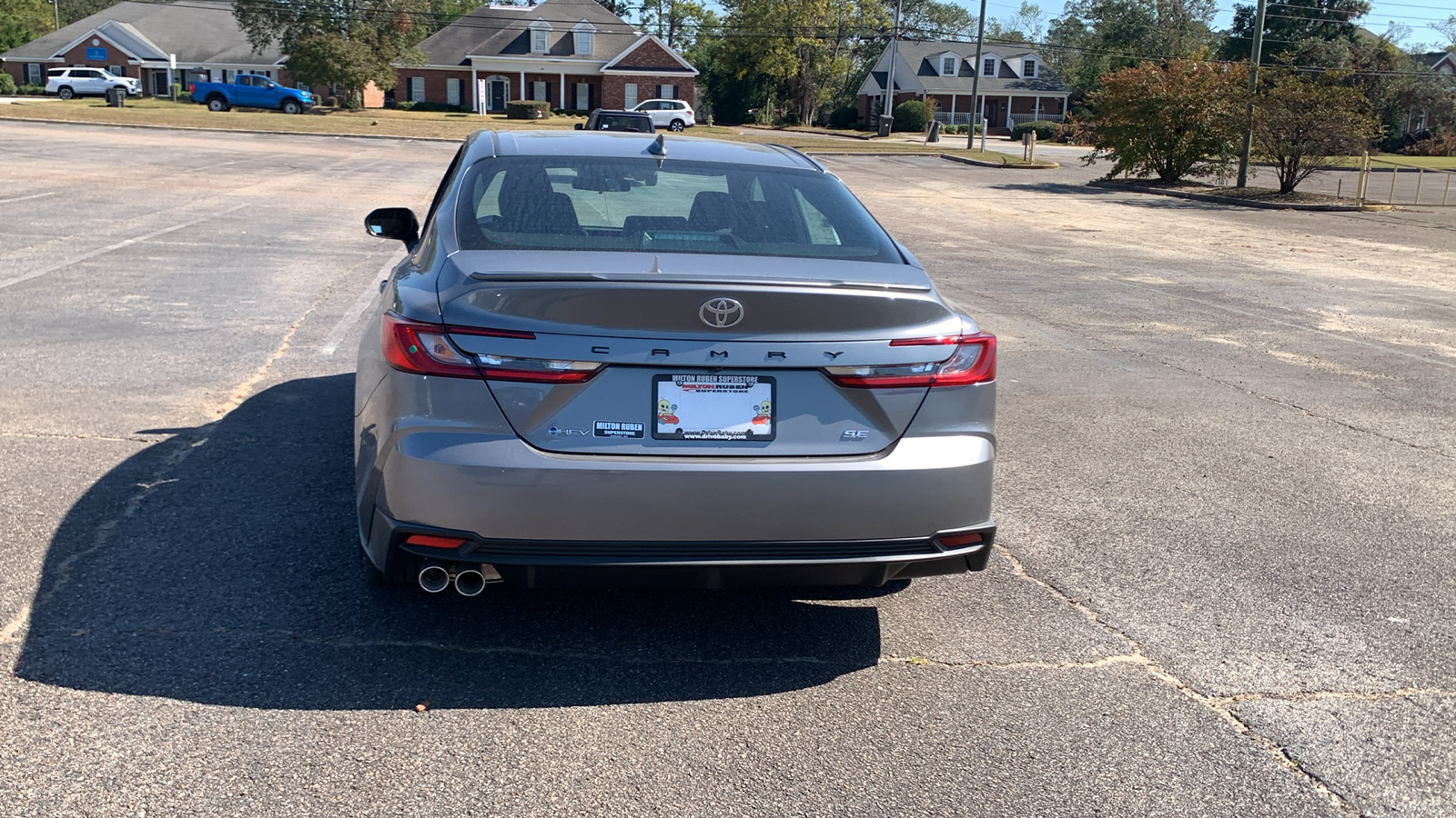 2025 Toyota Camry SE 7