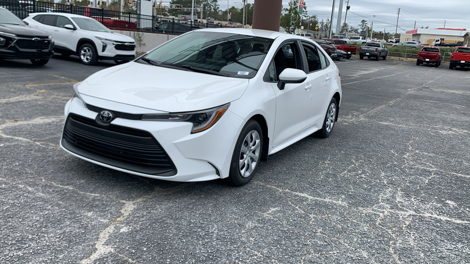 2025 Toyota Corolla LE 4