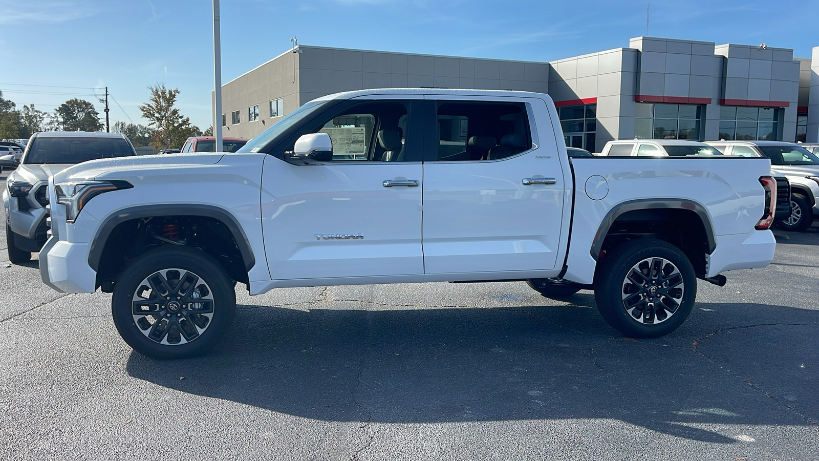 2025 Toyota Tundra Limited 5