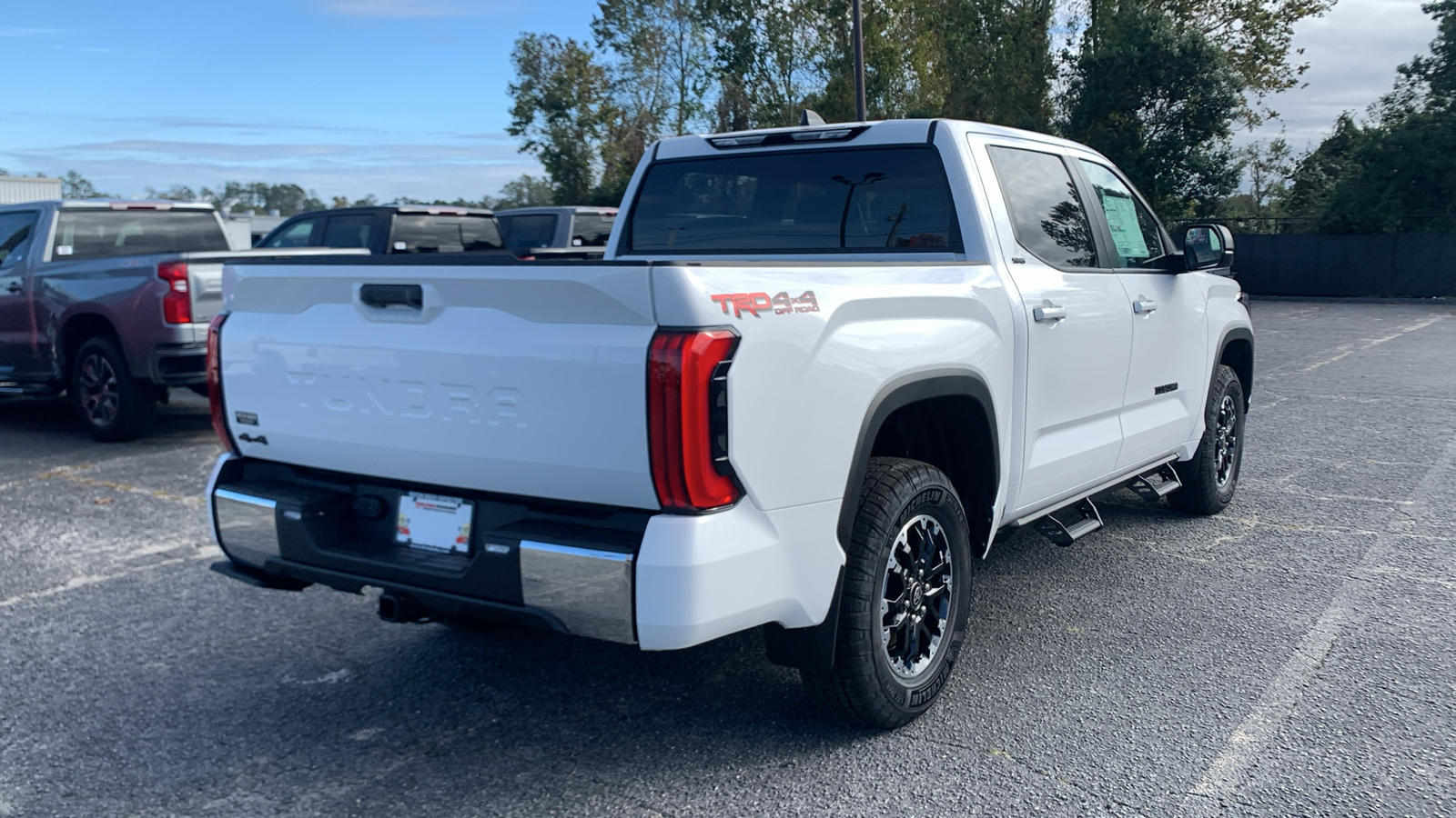 2025 Toyota Tundra SR5 8