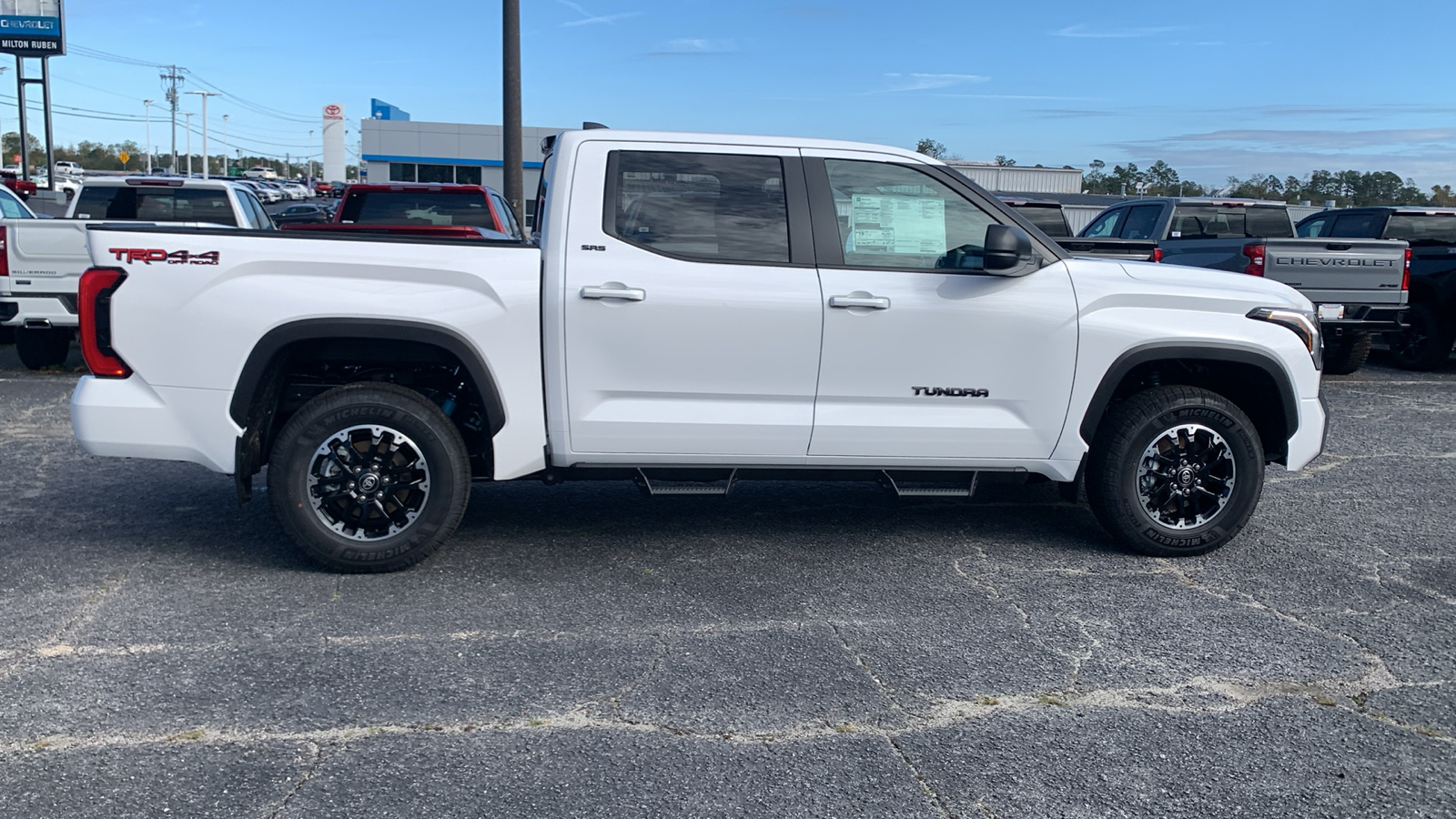 2025 Toyota Tundra SR5 9