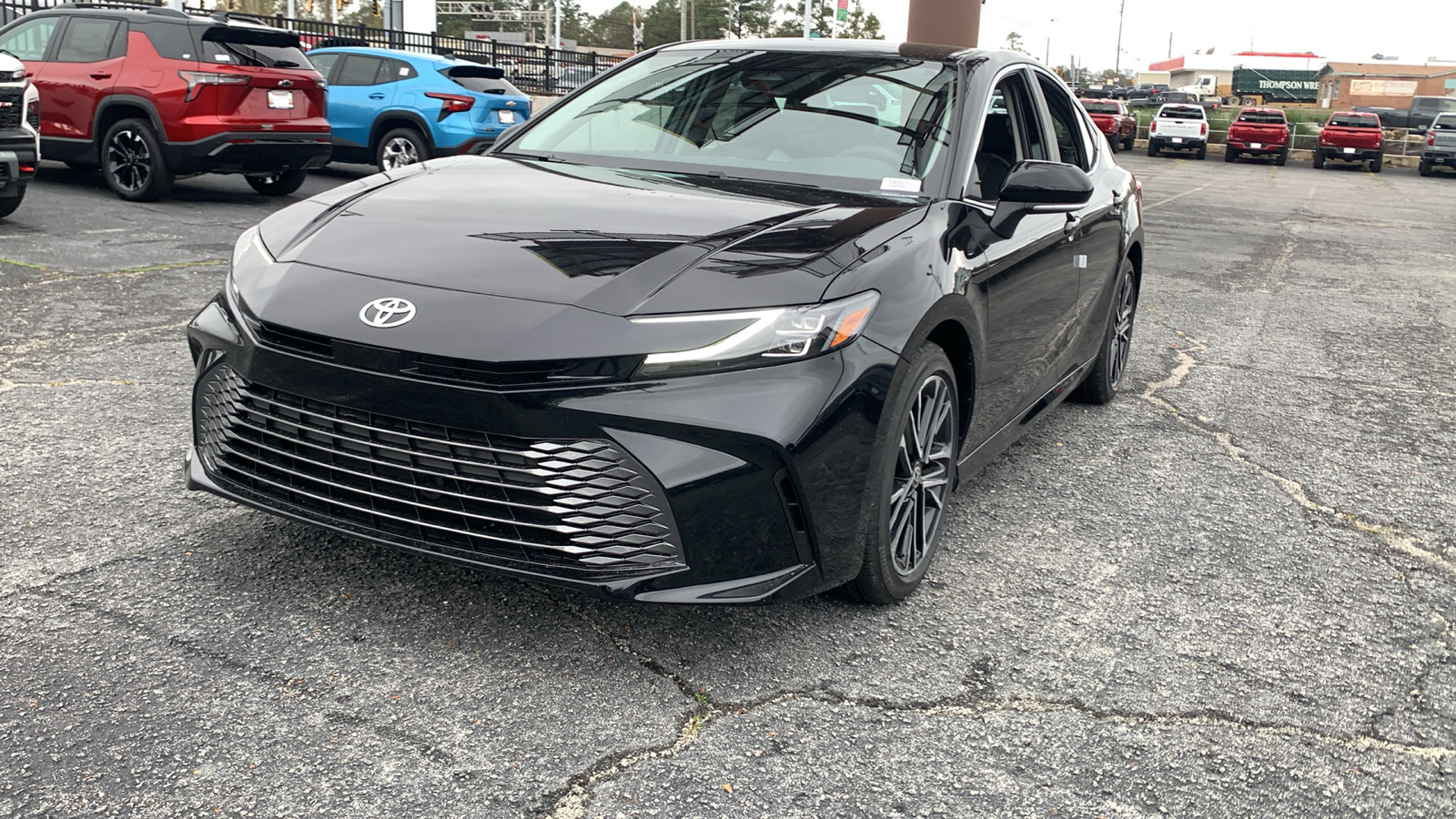 2025 Toyota Camry XLE 4