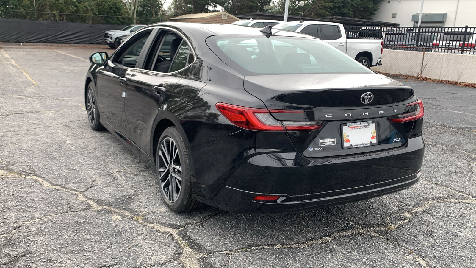 2025 Toyota Camry XLE 6