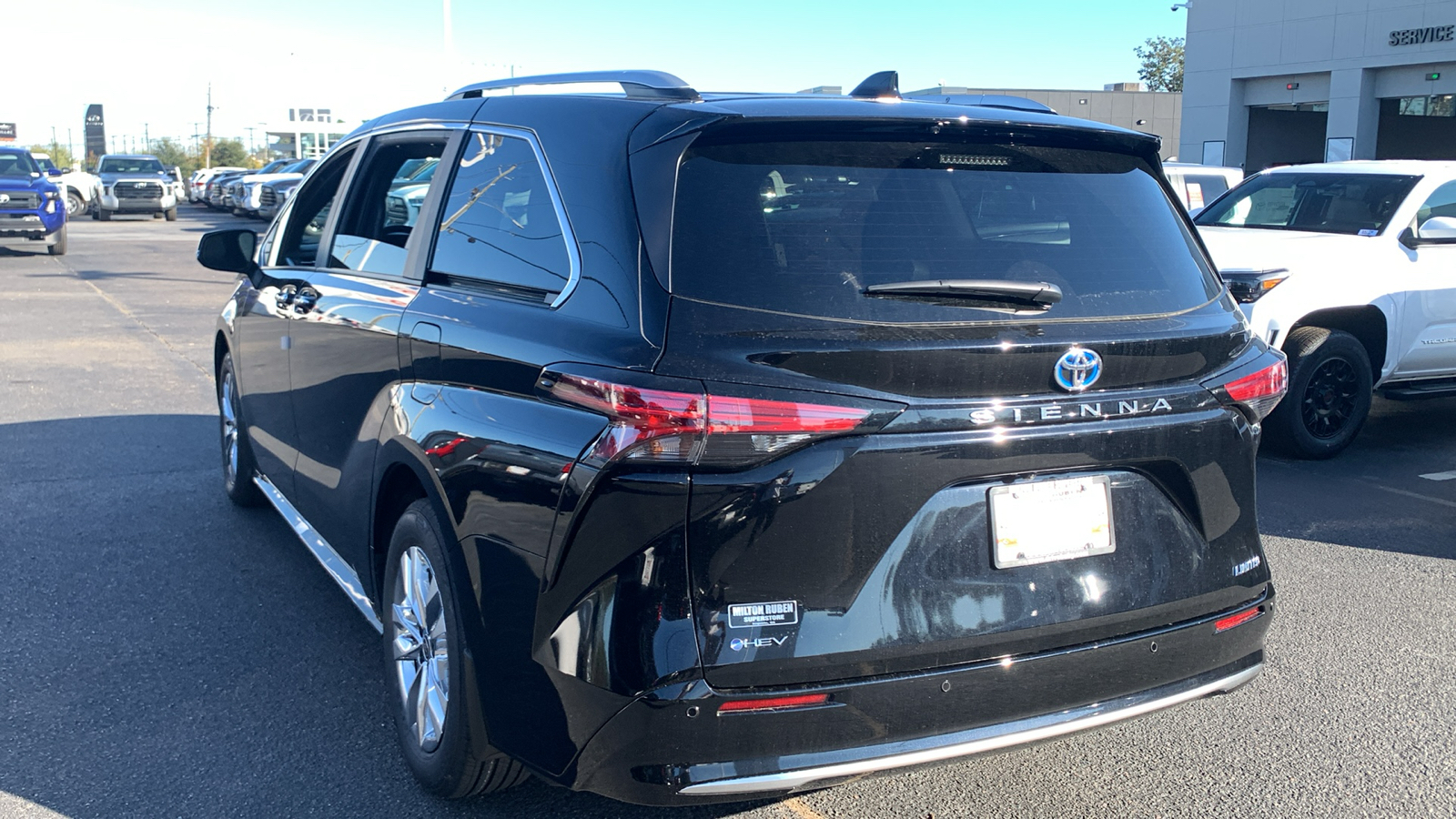 2025 Toyota Sienna Limited 6